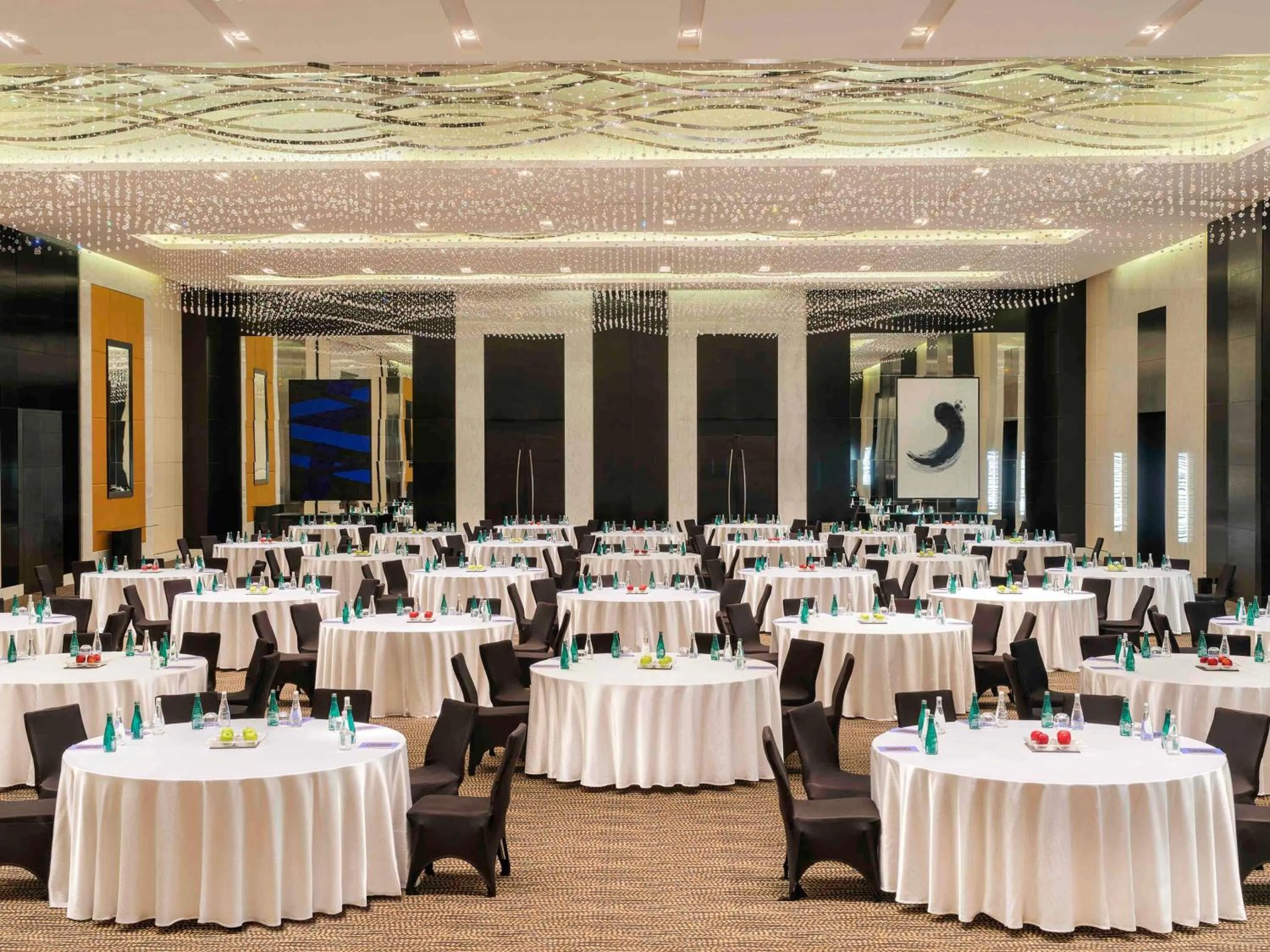 Meeting/conference room in Sofitel Abu Dhabi Corniche