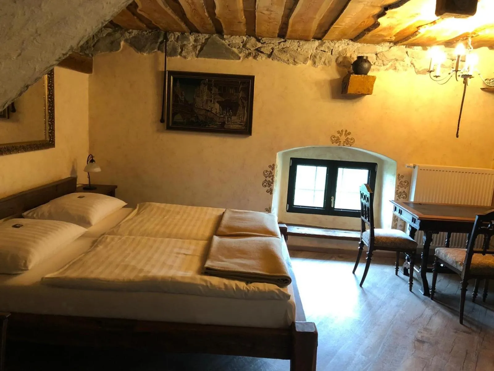 Bed in Burg Plankenstein