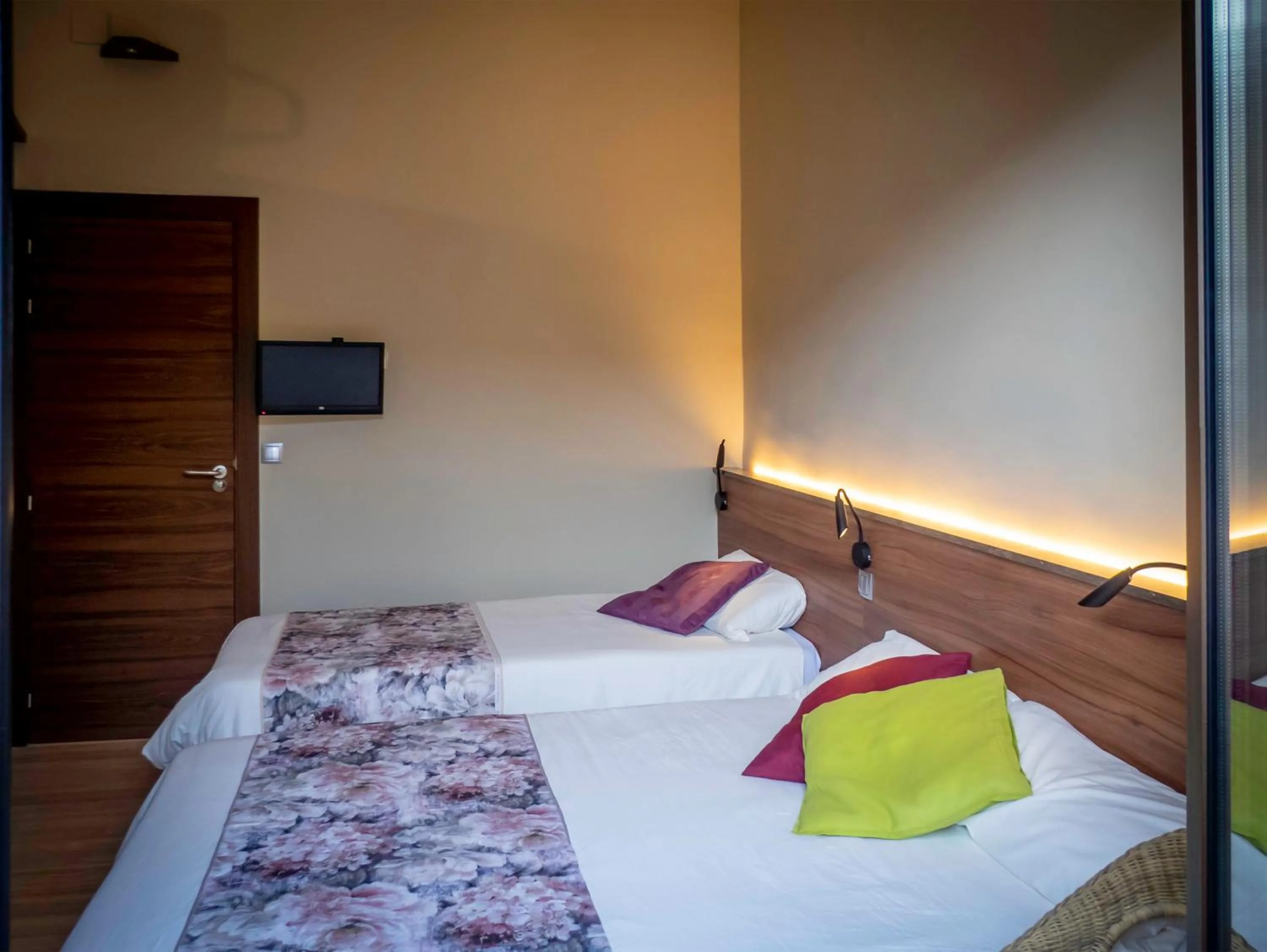 Photo of the whole room, Bed in Pension Ciudadela