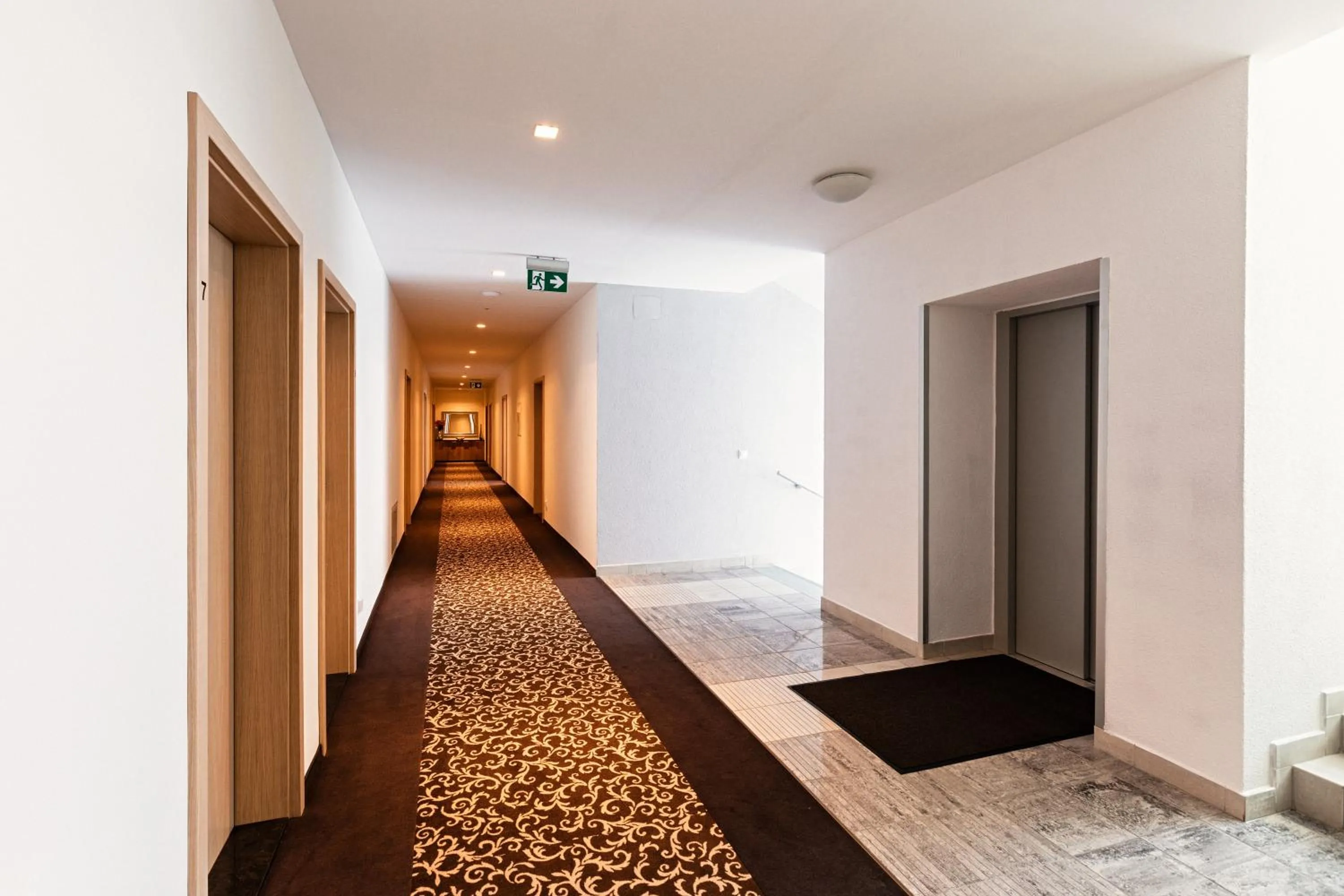 Day in Urpí­n City Residence