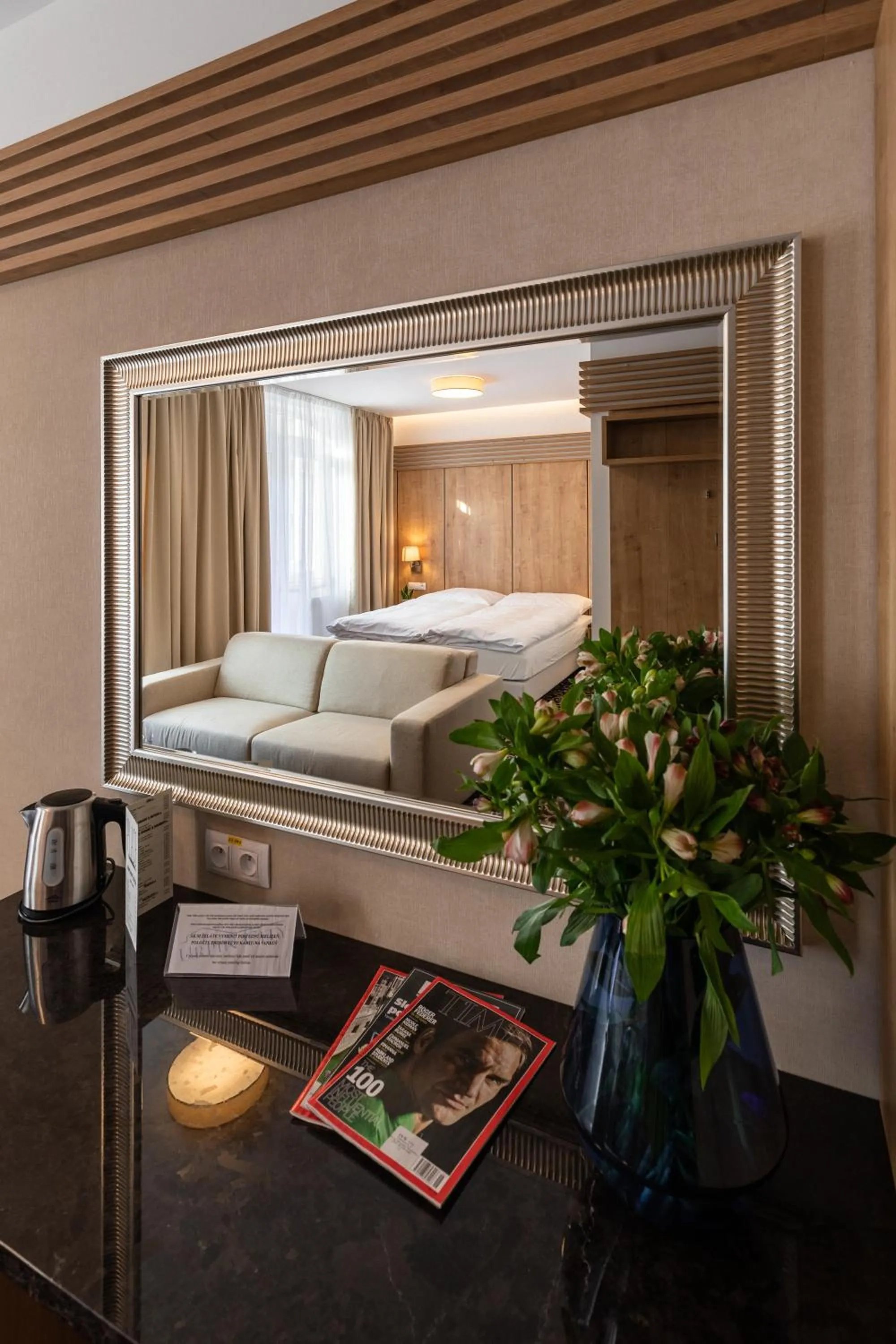 Decorative detail, Bed in Urpí­n City Residence