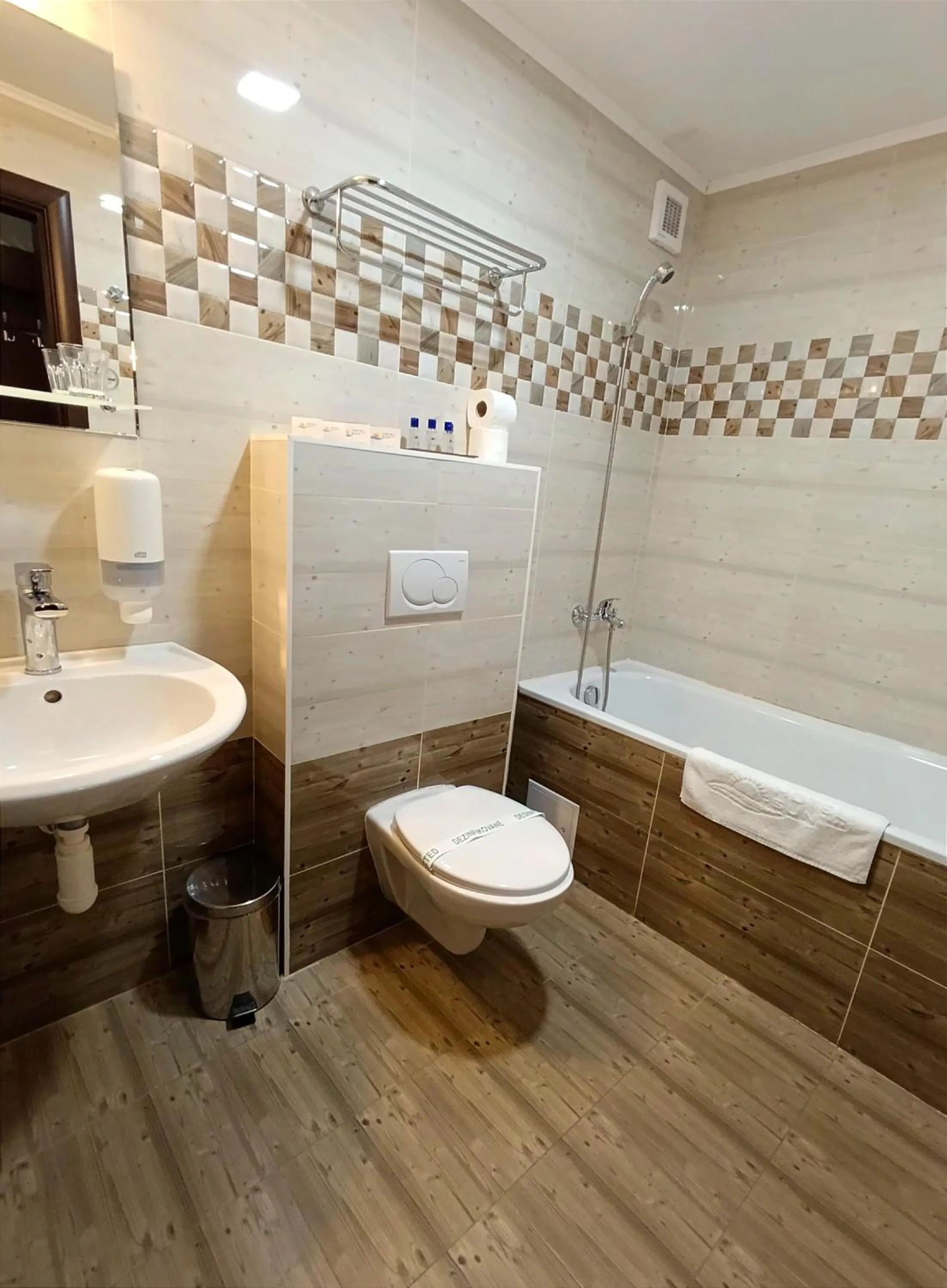 Bathroom in Hotel Sun