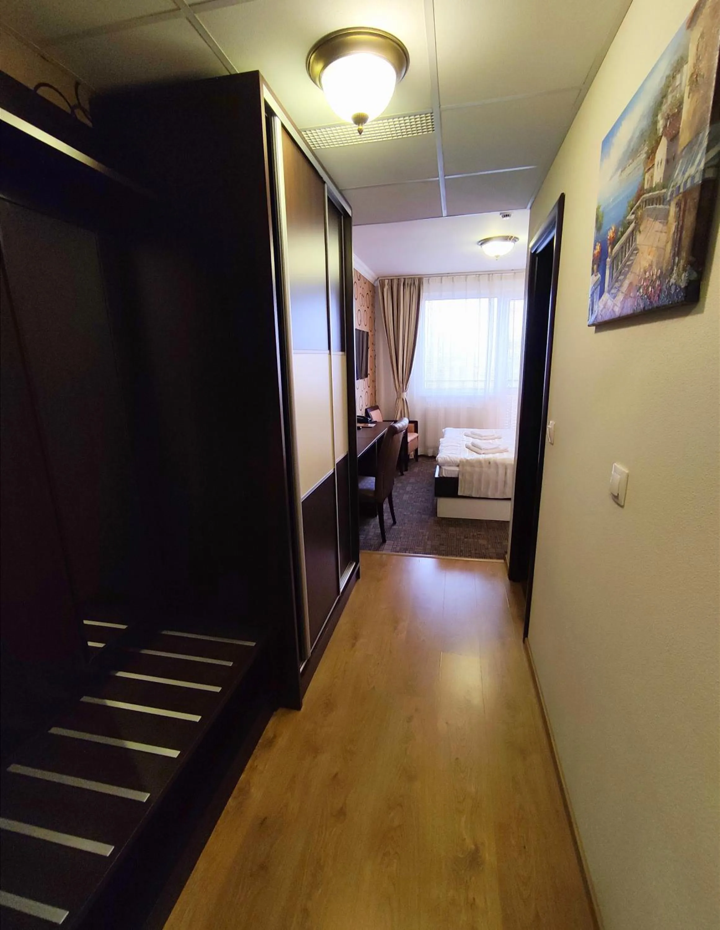 Photo of the whole room, Bed in Hotel Sun