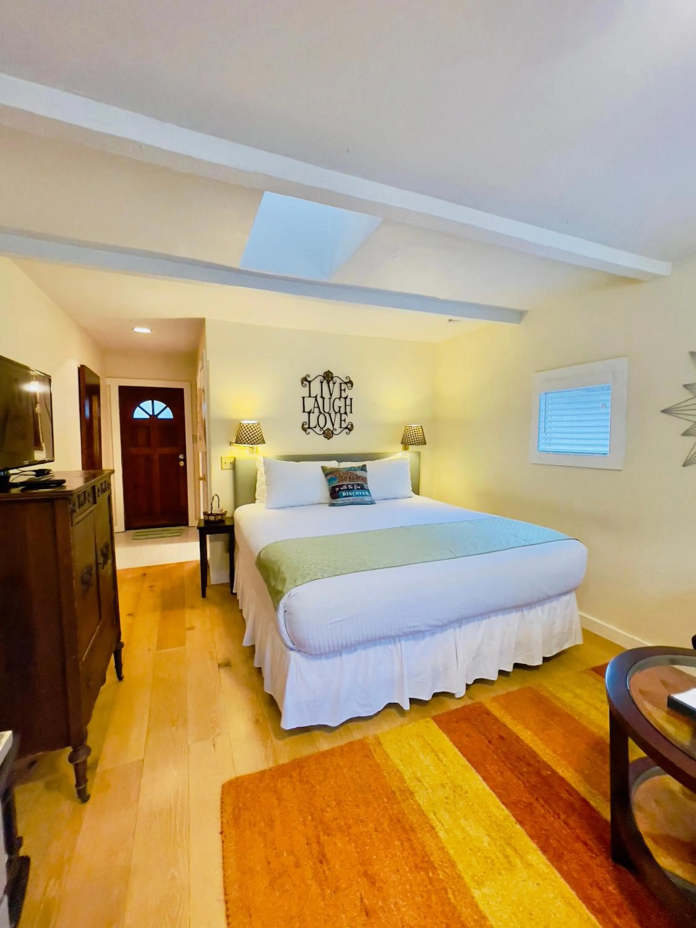 Bed in Inn on the Russian River