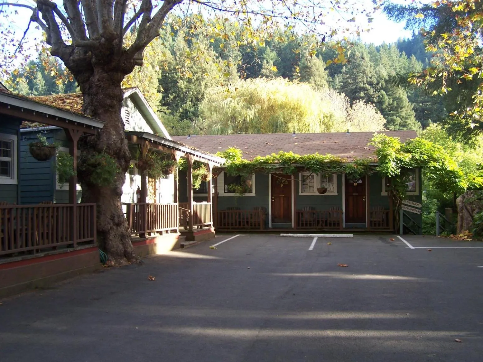 Facade/entrance in Inn on the Russian River