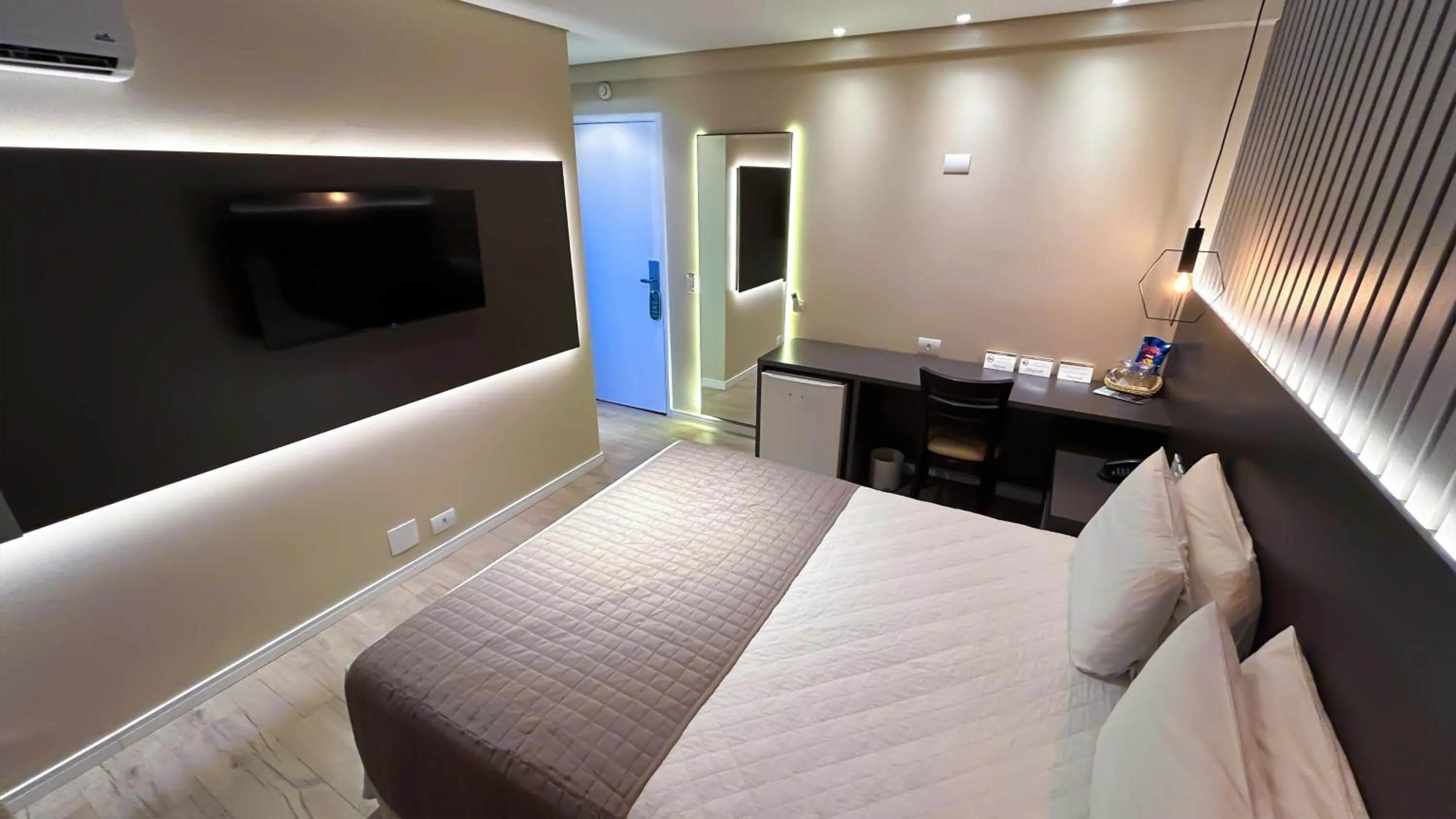 Bed in Pietro Angelo Hotel