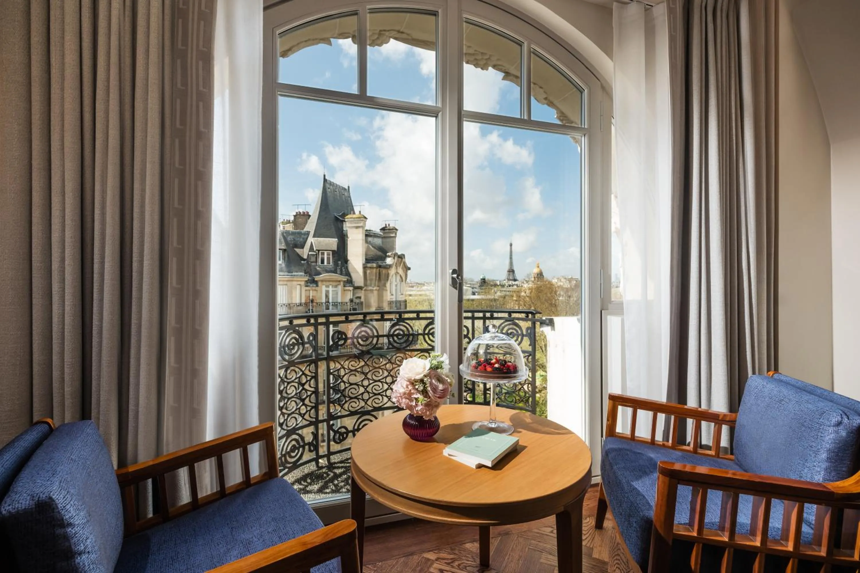 Balcony/Terrace in Mandarin Oriental Lutetia, Paris