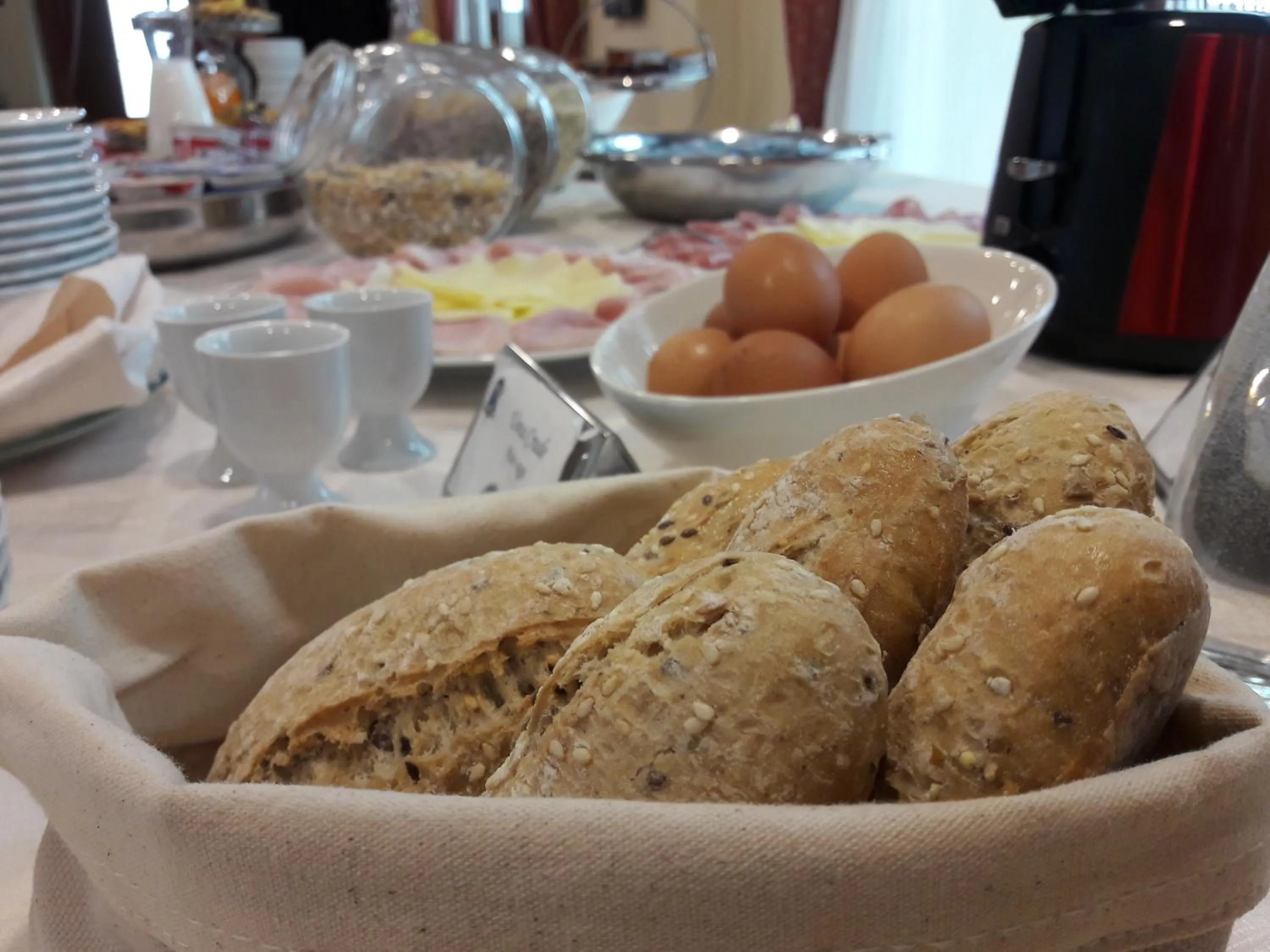 Buffet breakfast in Hotel In Sylvis