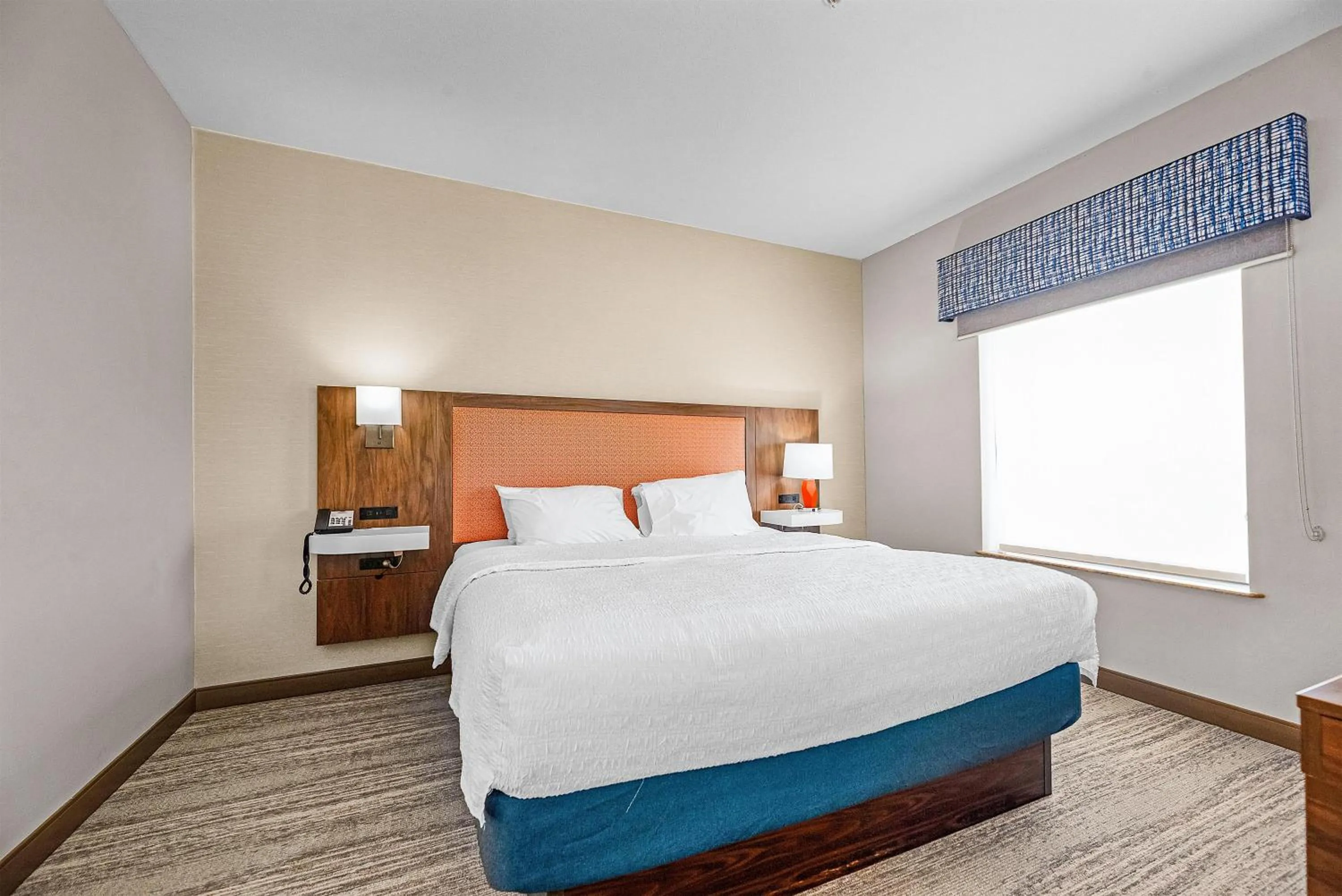 Bed in Hampton Inn & Suites New Braunfels