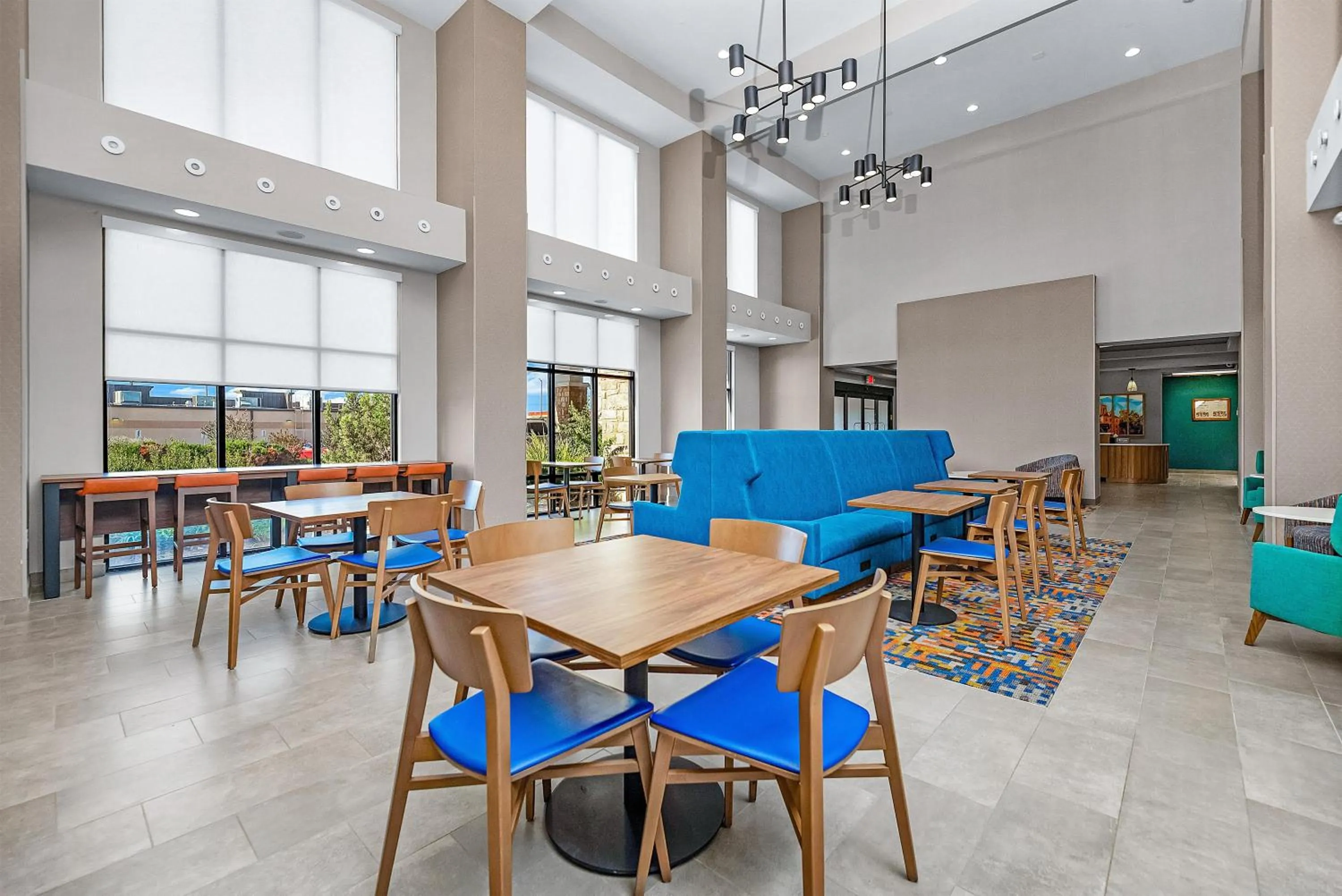 Breakfast in Hampton Inn & Suites New Braunfels