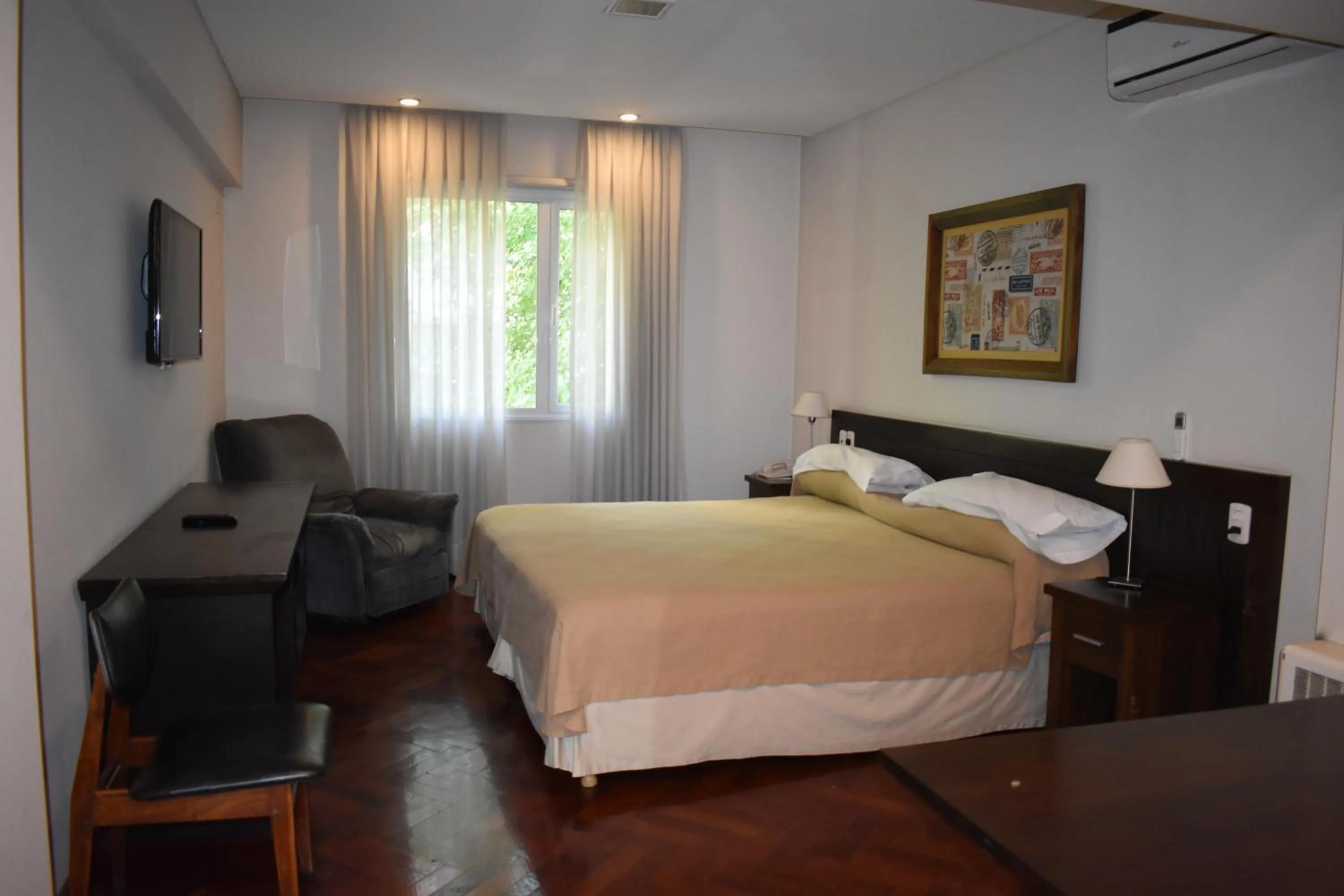 Bed in Hotel Cervantes