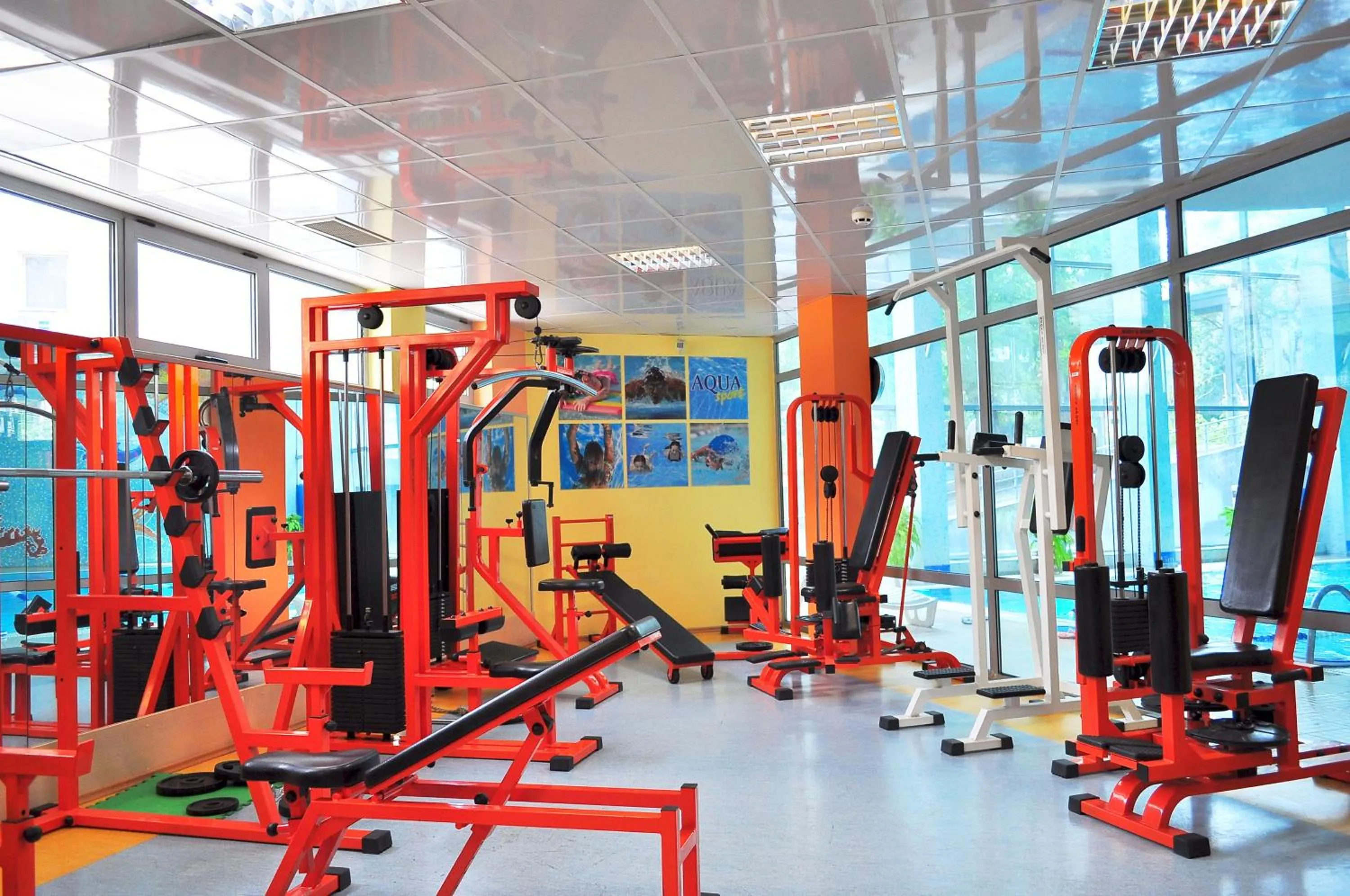 Fitness centre/facilities in Aqua Hotel