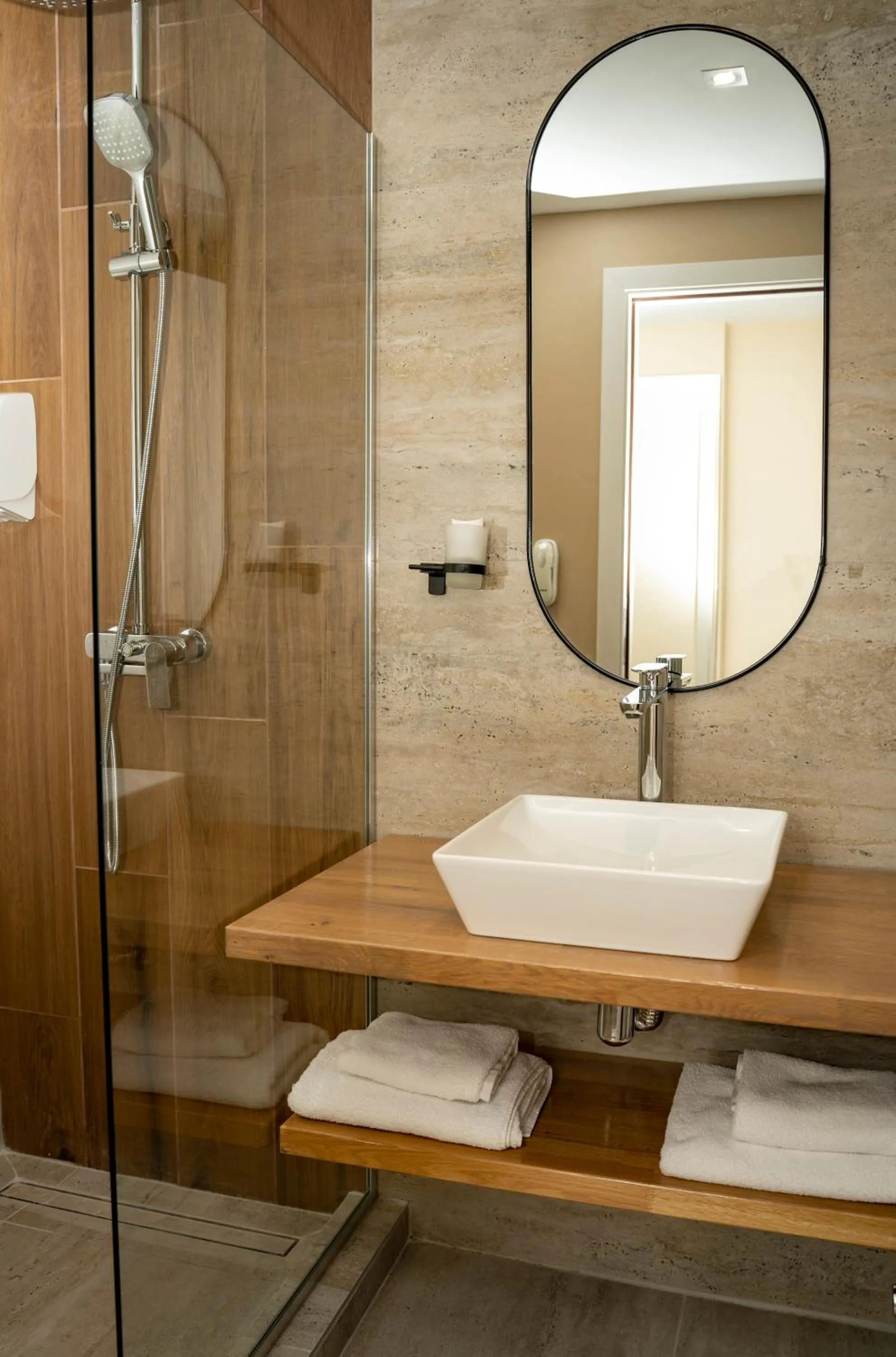 Photo of the whole room in Aqua Hotel