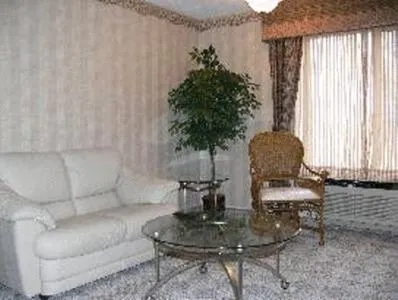 Living room in Chateau Royale Inn