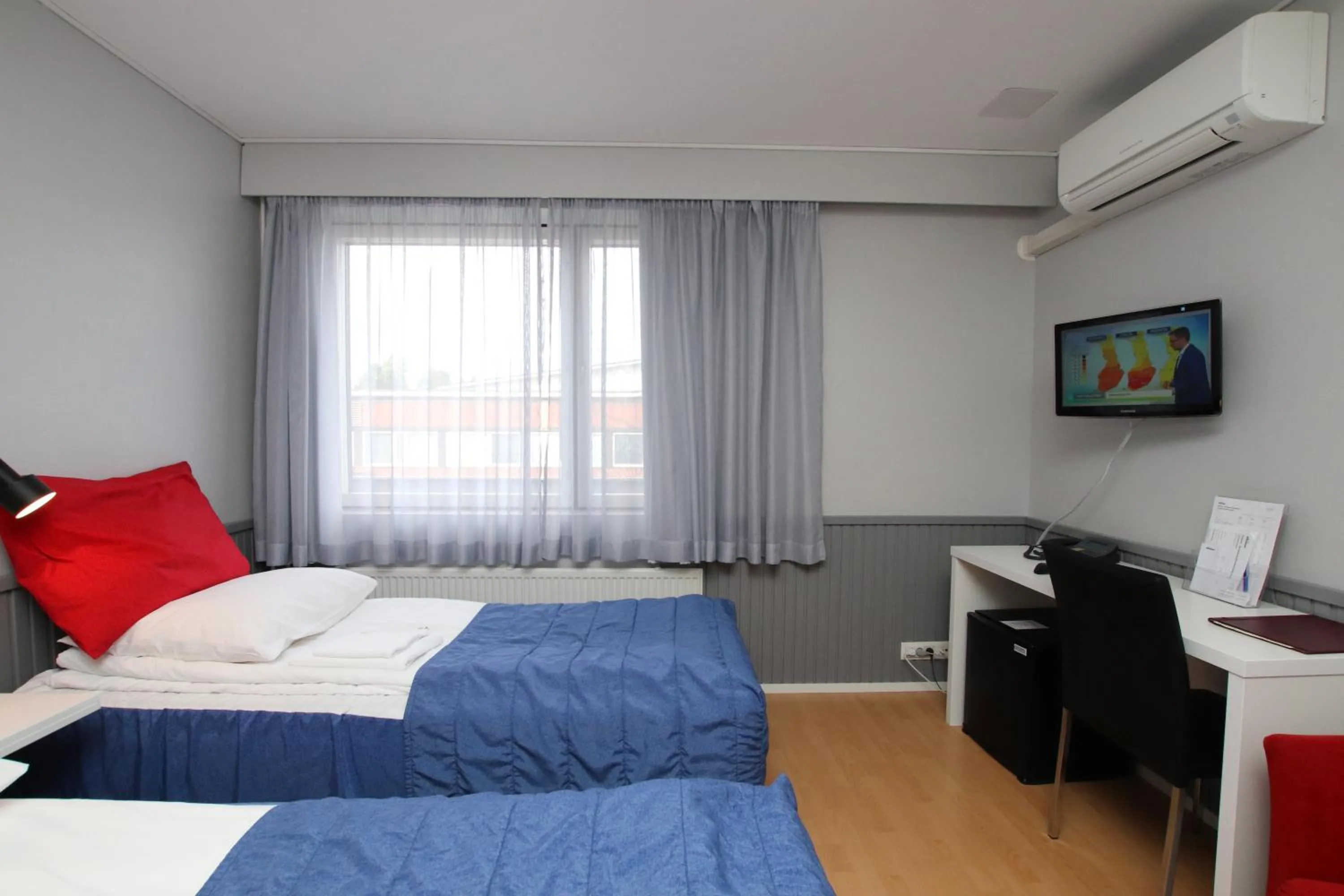 Photo of the whole room in Hotelli Kainuu