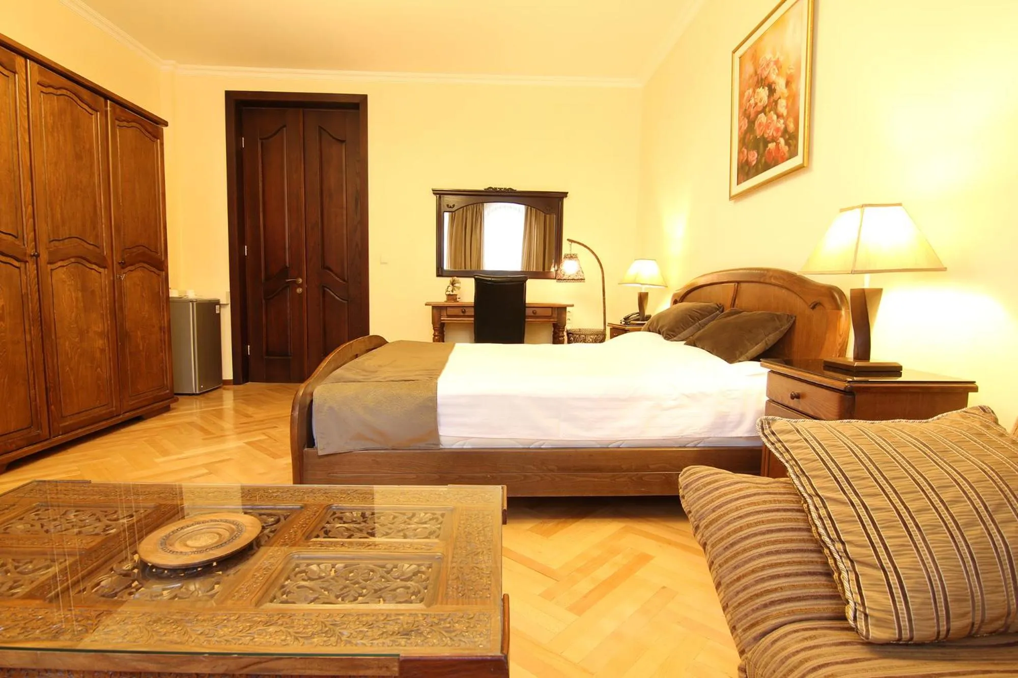 Bedroom, Bed in Hotel British House