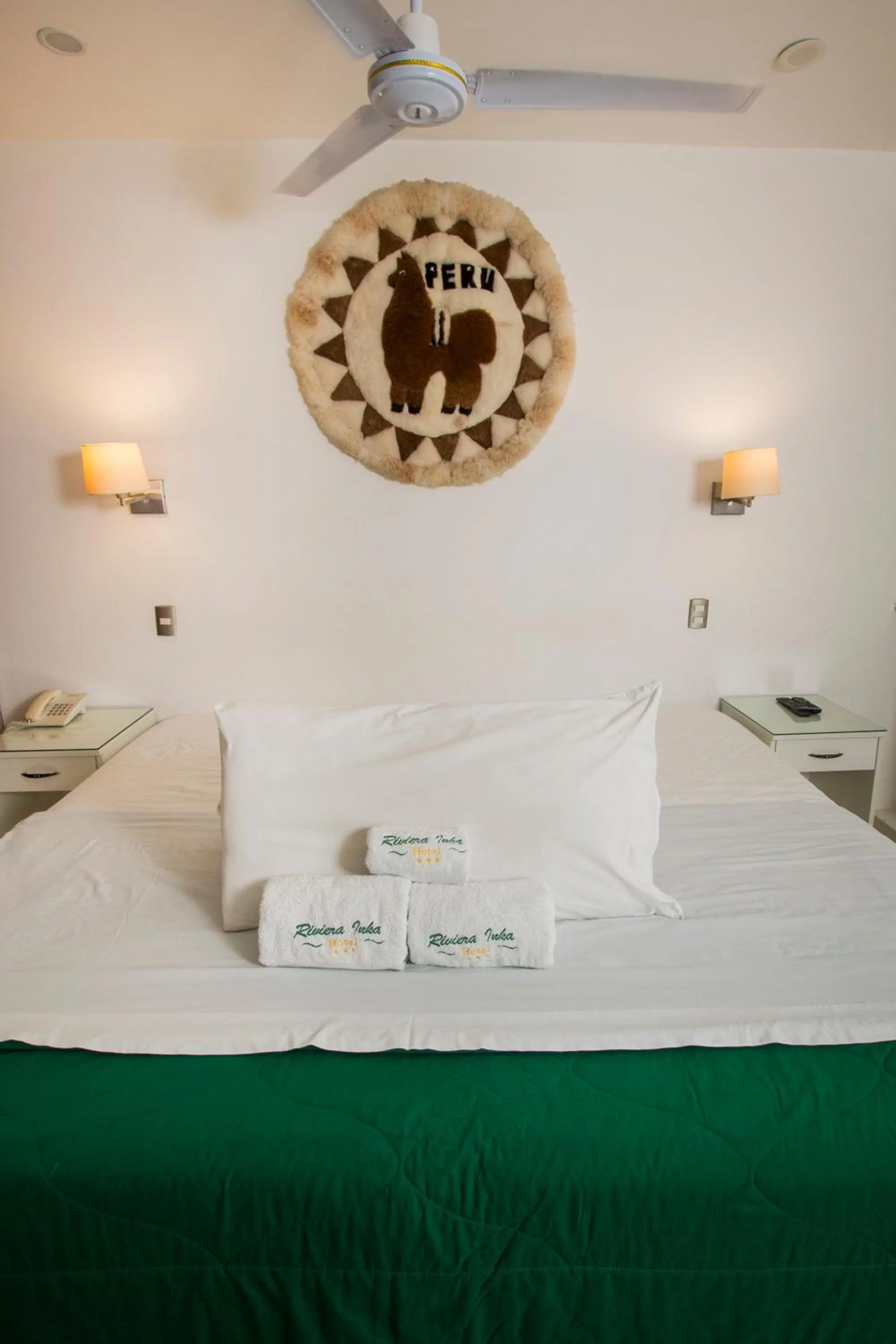 Bed in Hotel Riviera Inka Paracas