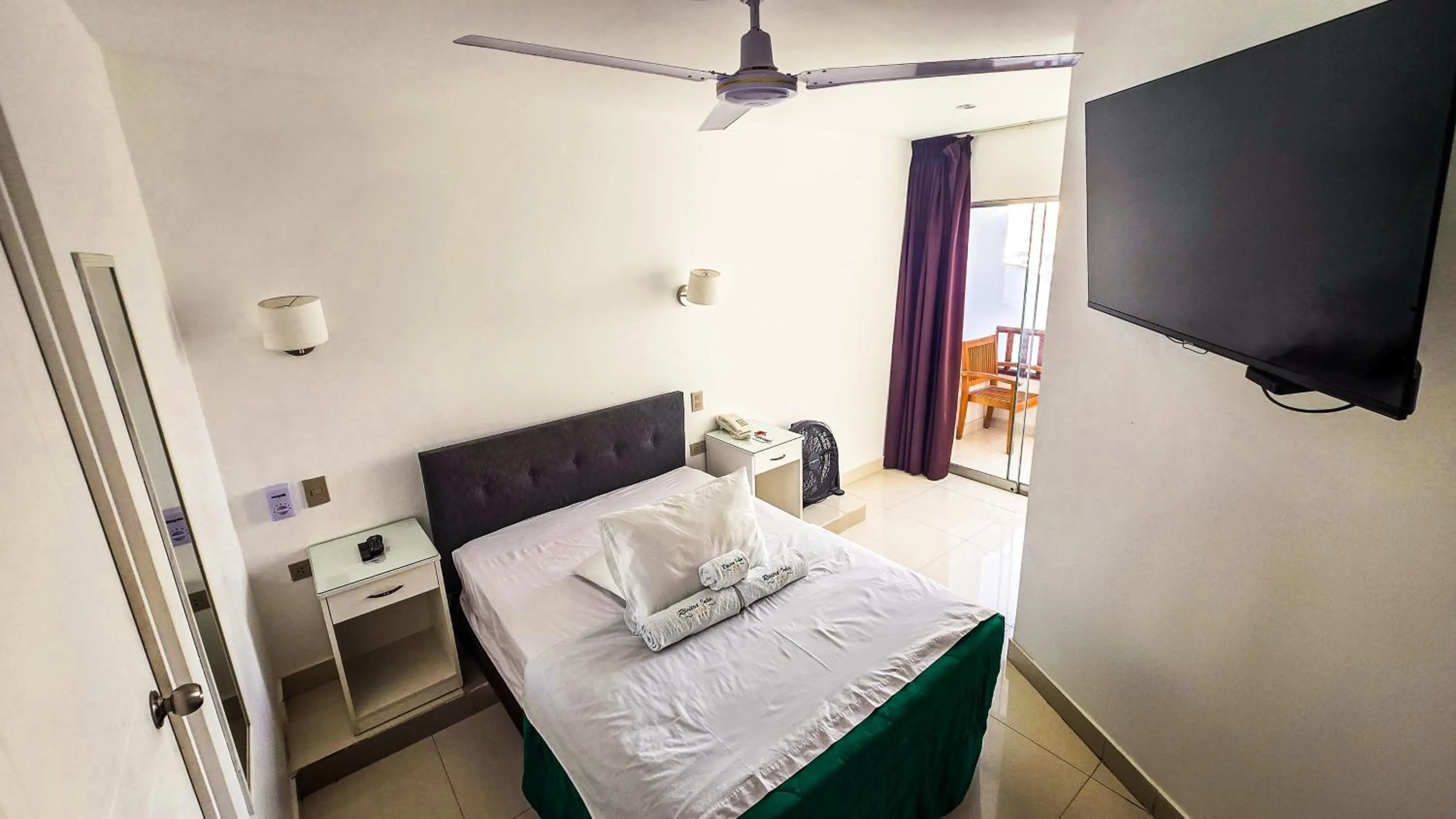 TV and multimedia, Bed in Hotel Riviera Inka Paracas