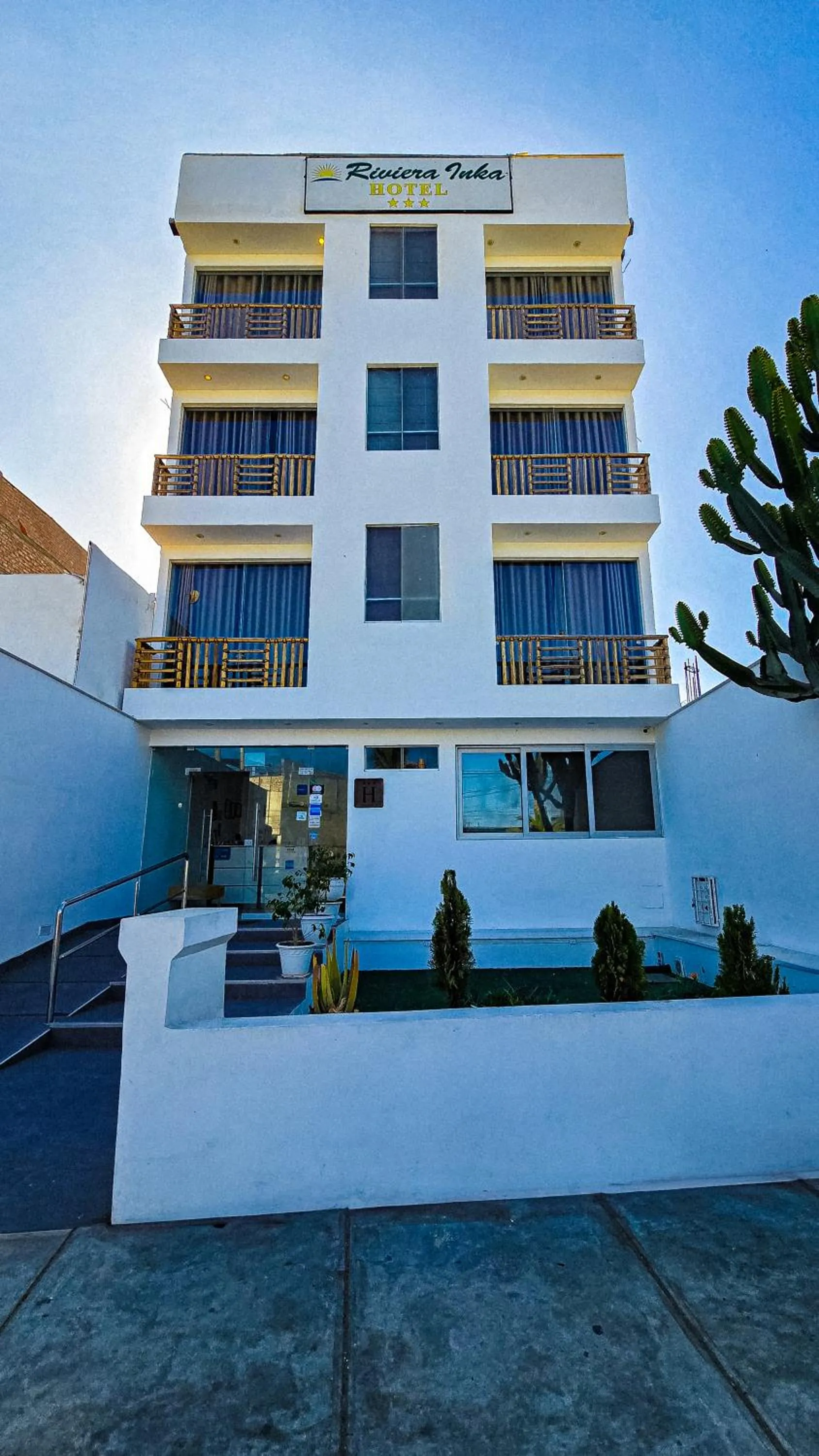 Property building in Hotel Riviera Inka Paracas