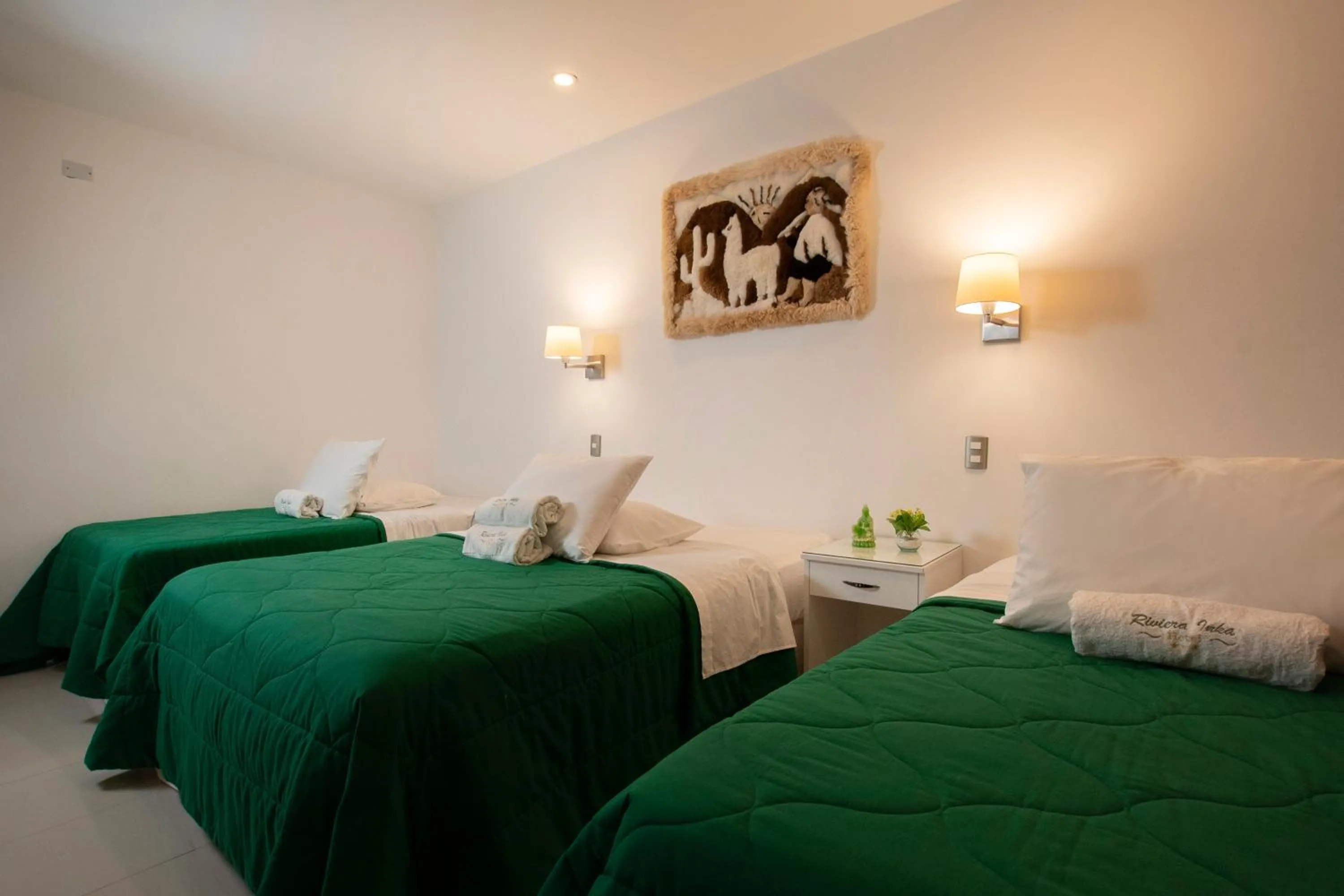 Bathroom, Bed in Hotel Riviera Inka Paracas