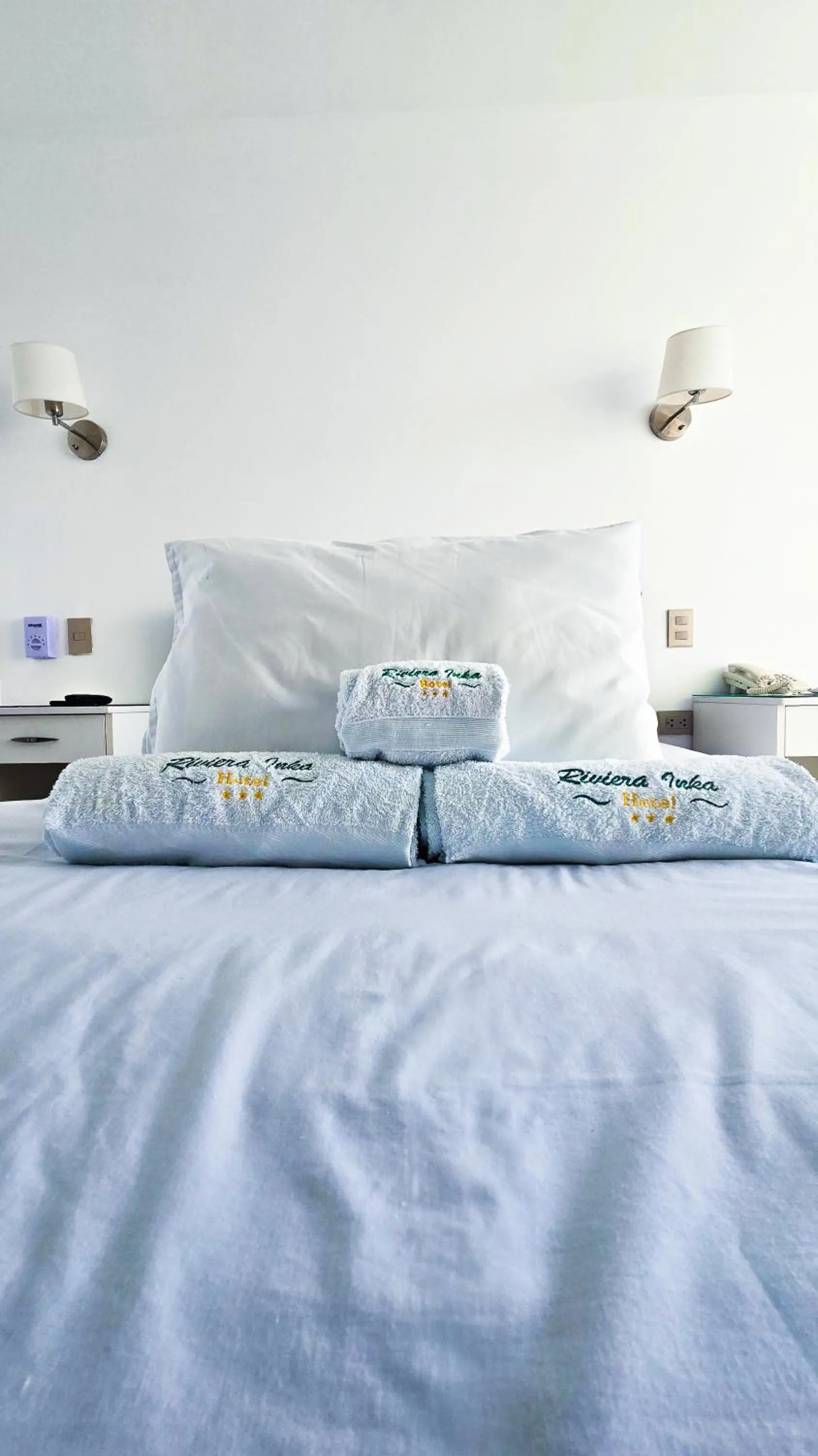 Photo of the whole room, Bed in Hotel Riviera Inka Paracas