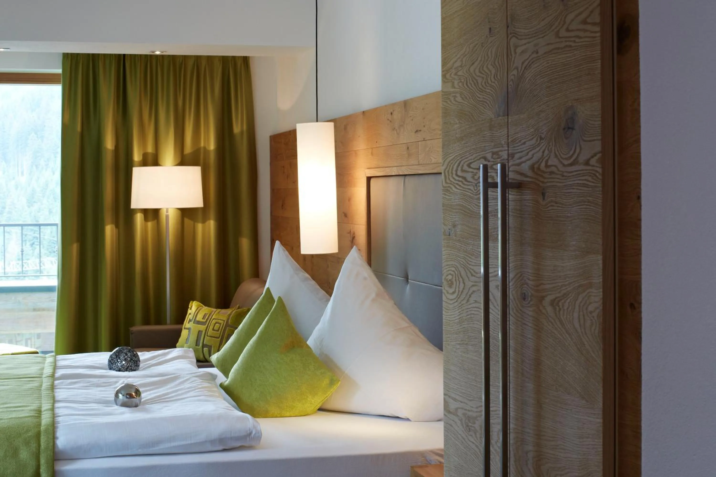 Bed in Hotel Garni Fimba