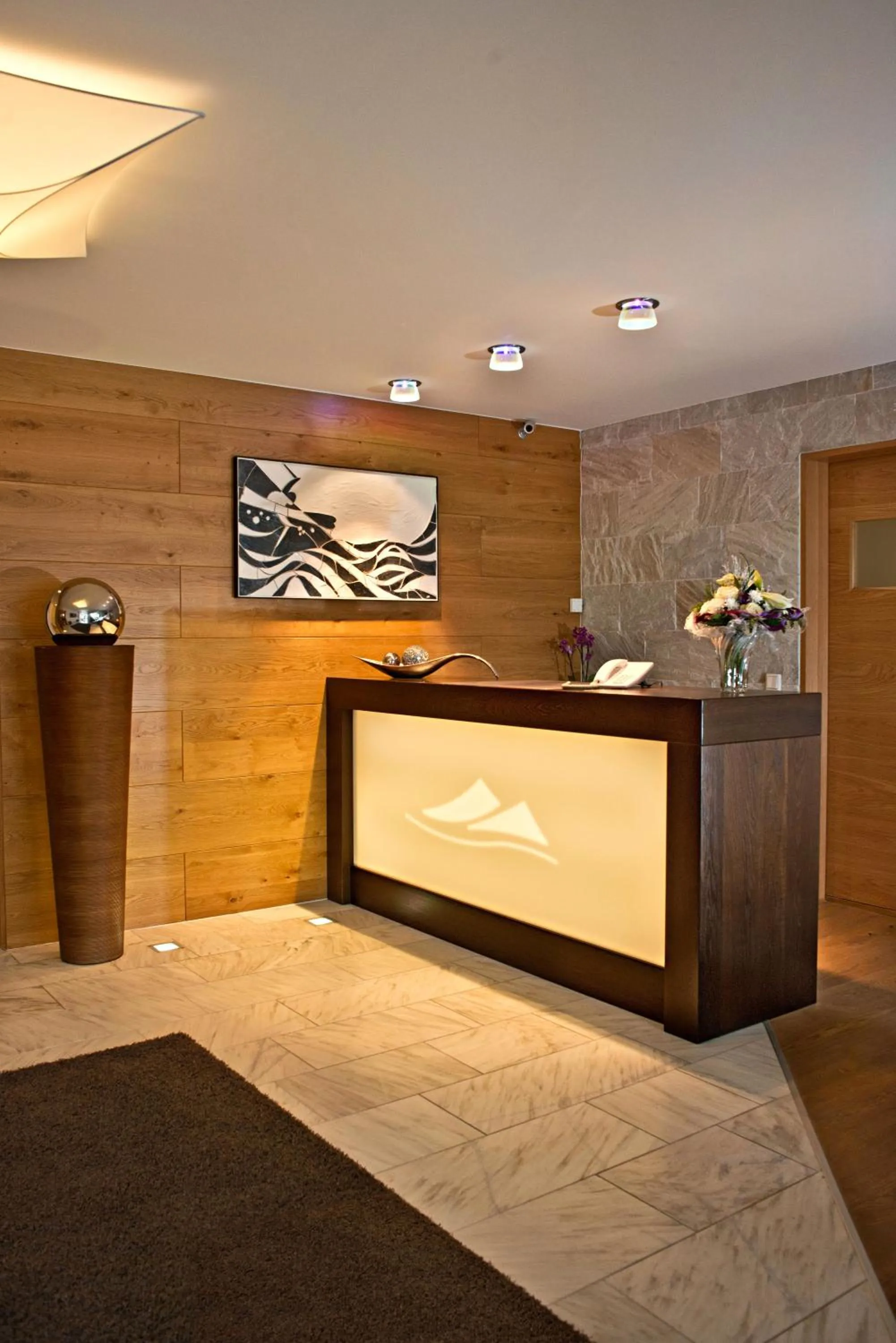 Lobby or reception in Hotel Garni Fimba