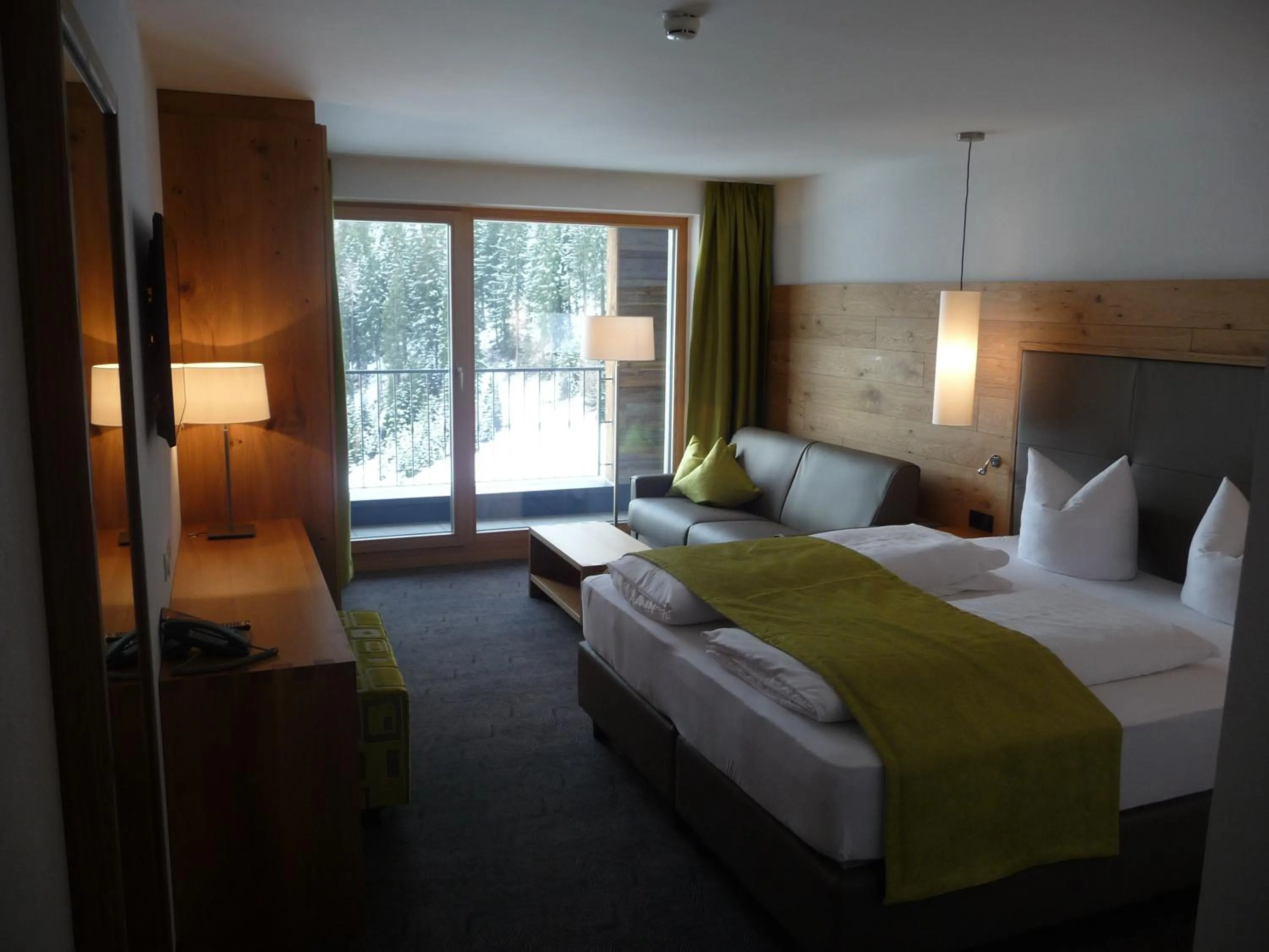 Living room, Bed in Hotel Garni Fimba