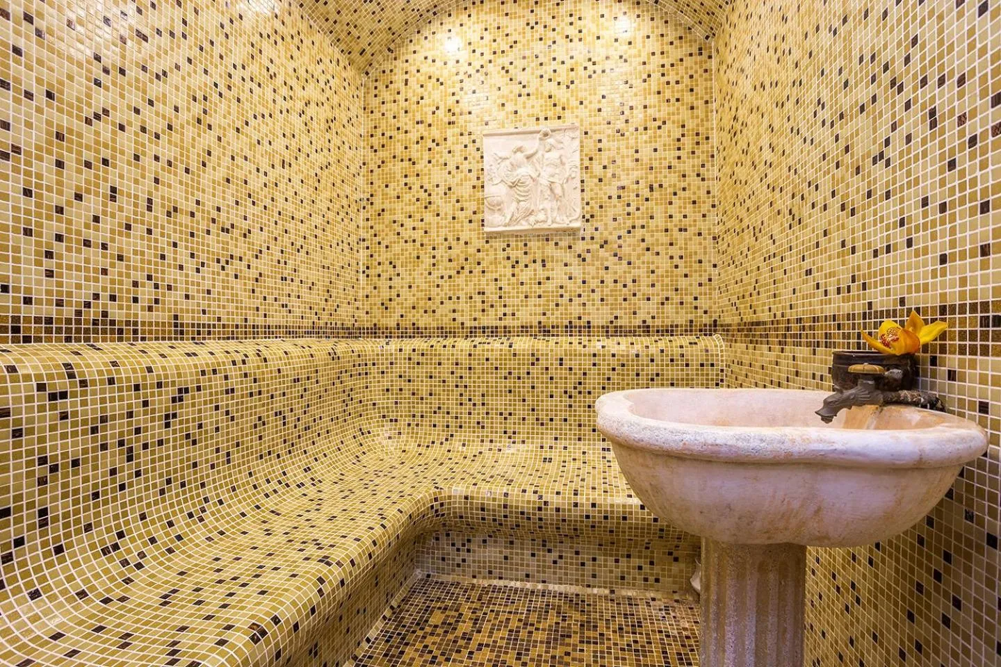 Spa and wellness centre/facilities in Romance Hotel and Family Suites