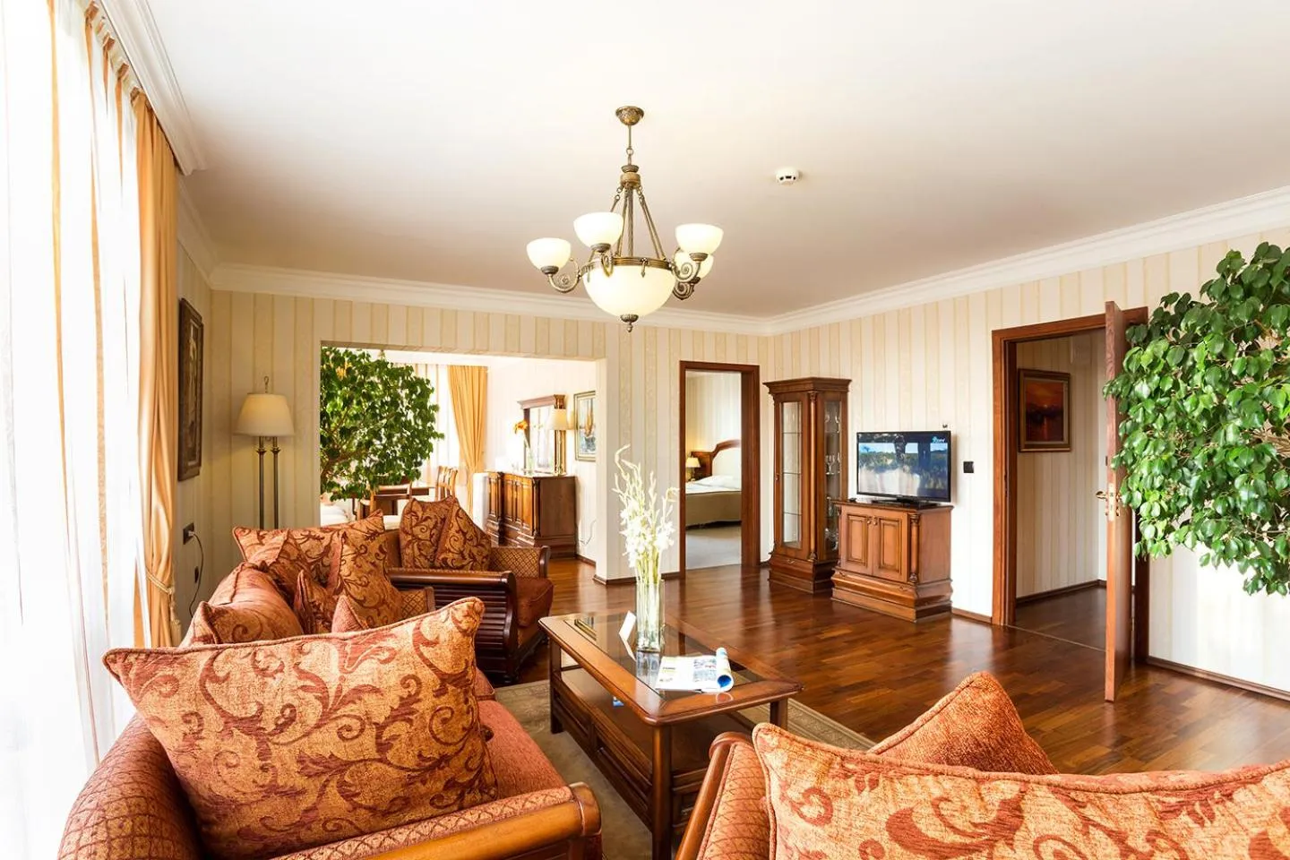 Living room in Romance Hotel and Family Suites