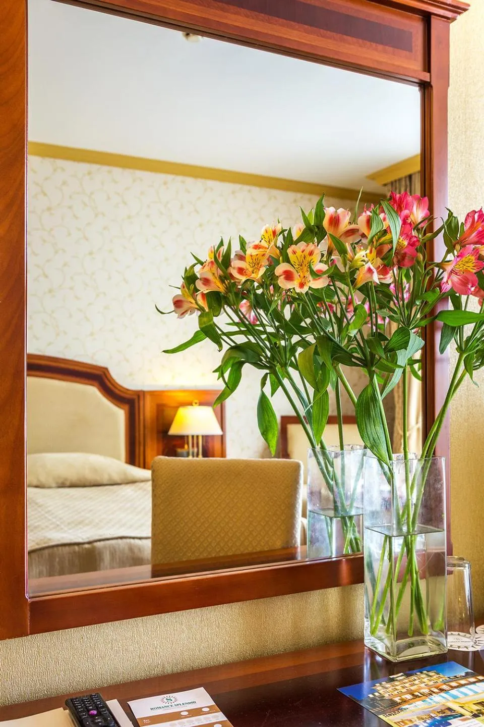 Romance Hotel and Family Suites