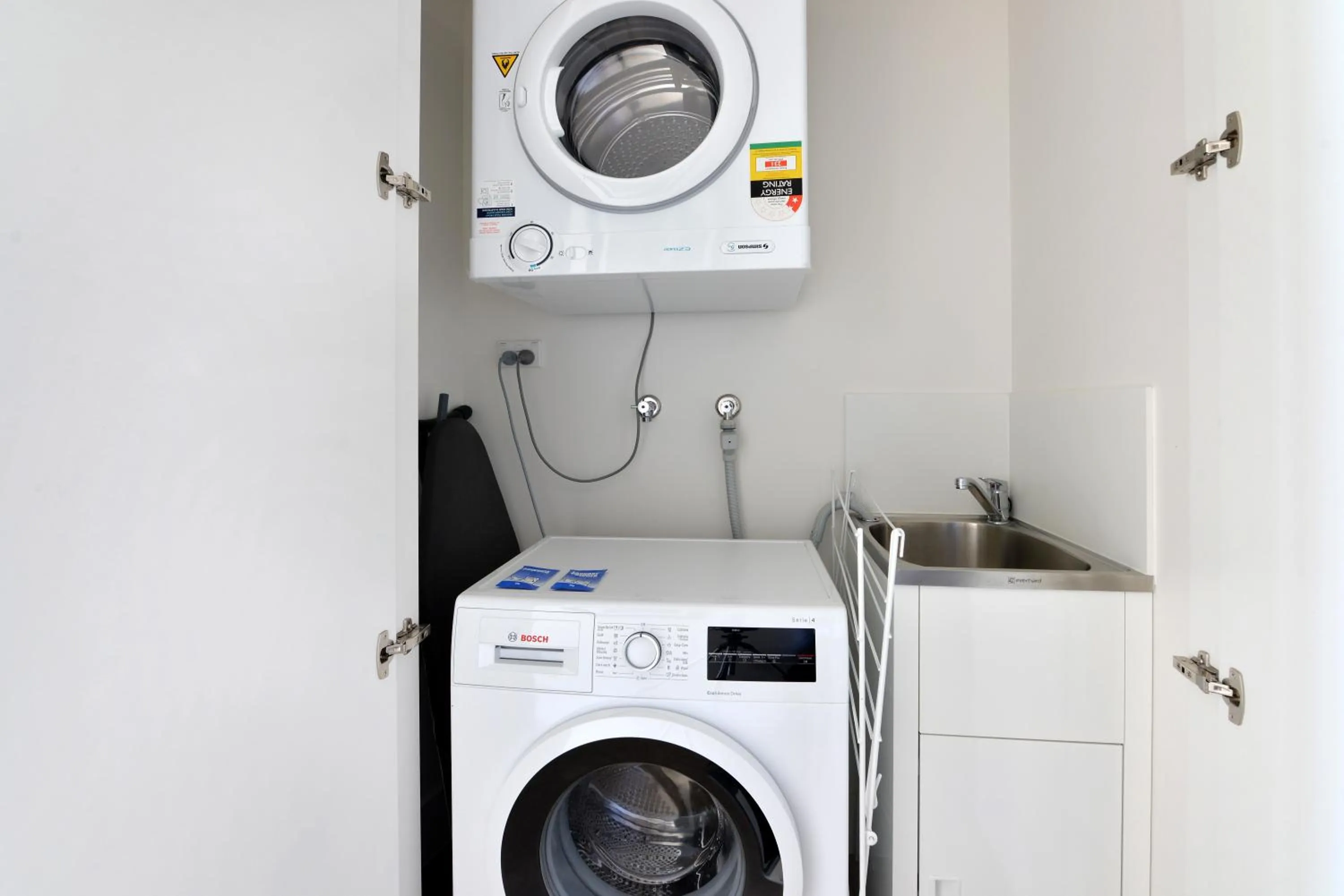 laundry in Ruby Gold Coast by CLLIX