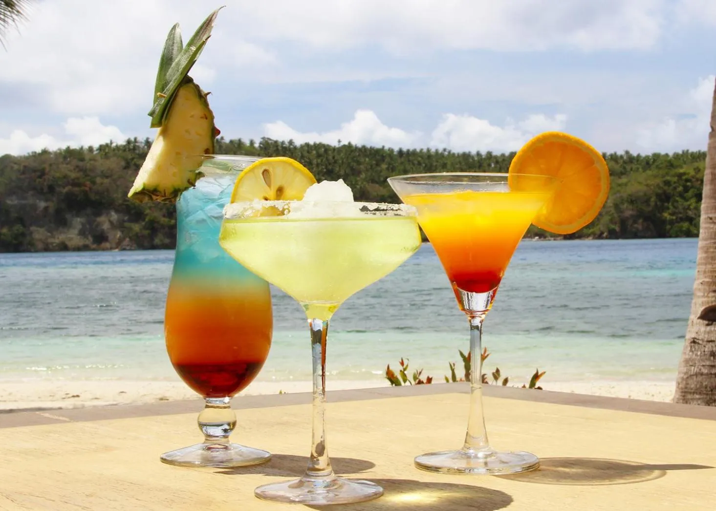 Restaurant/places to eat in Fridays Puerto Galera