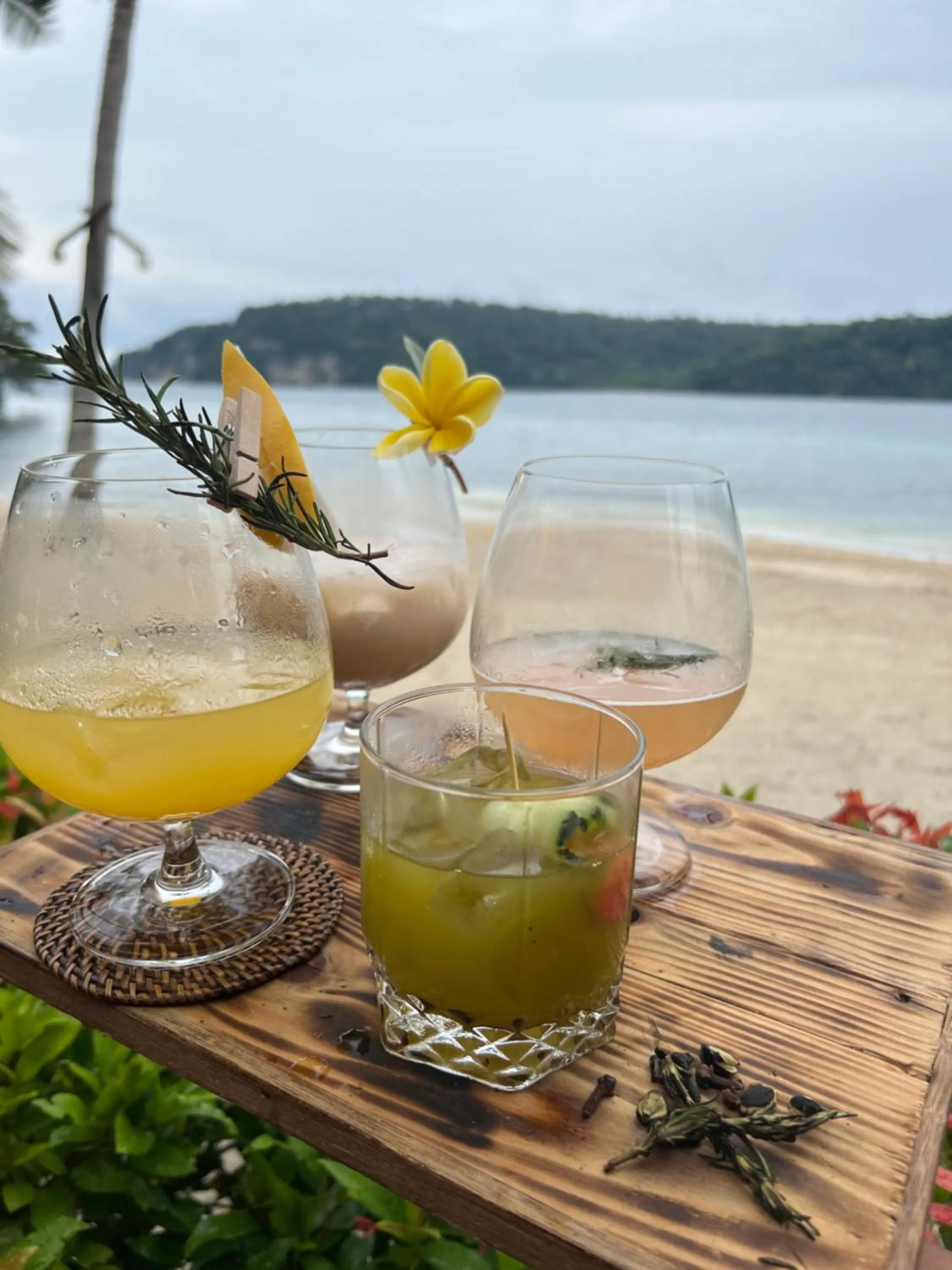 Food and drinks in Fridays Puerto Galera