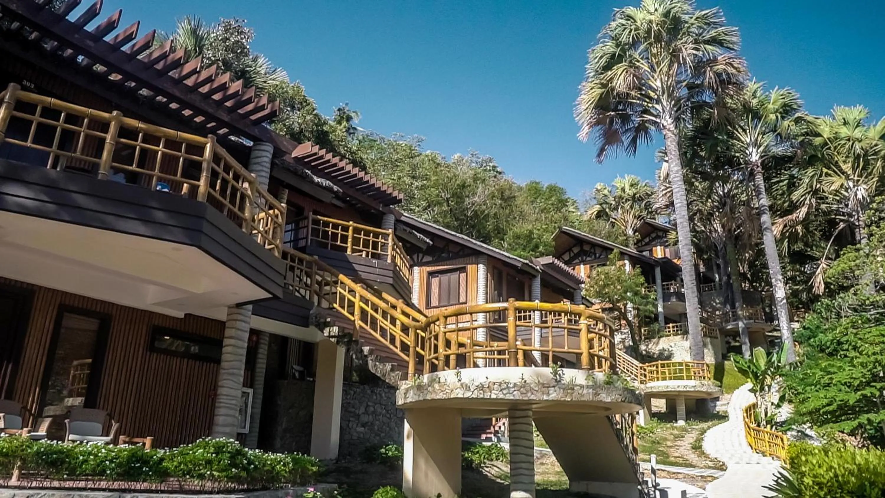 Property building in Fridays Puerto Galera