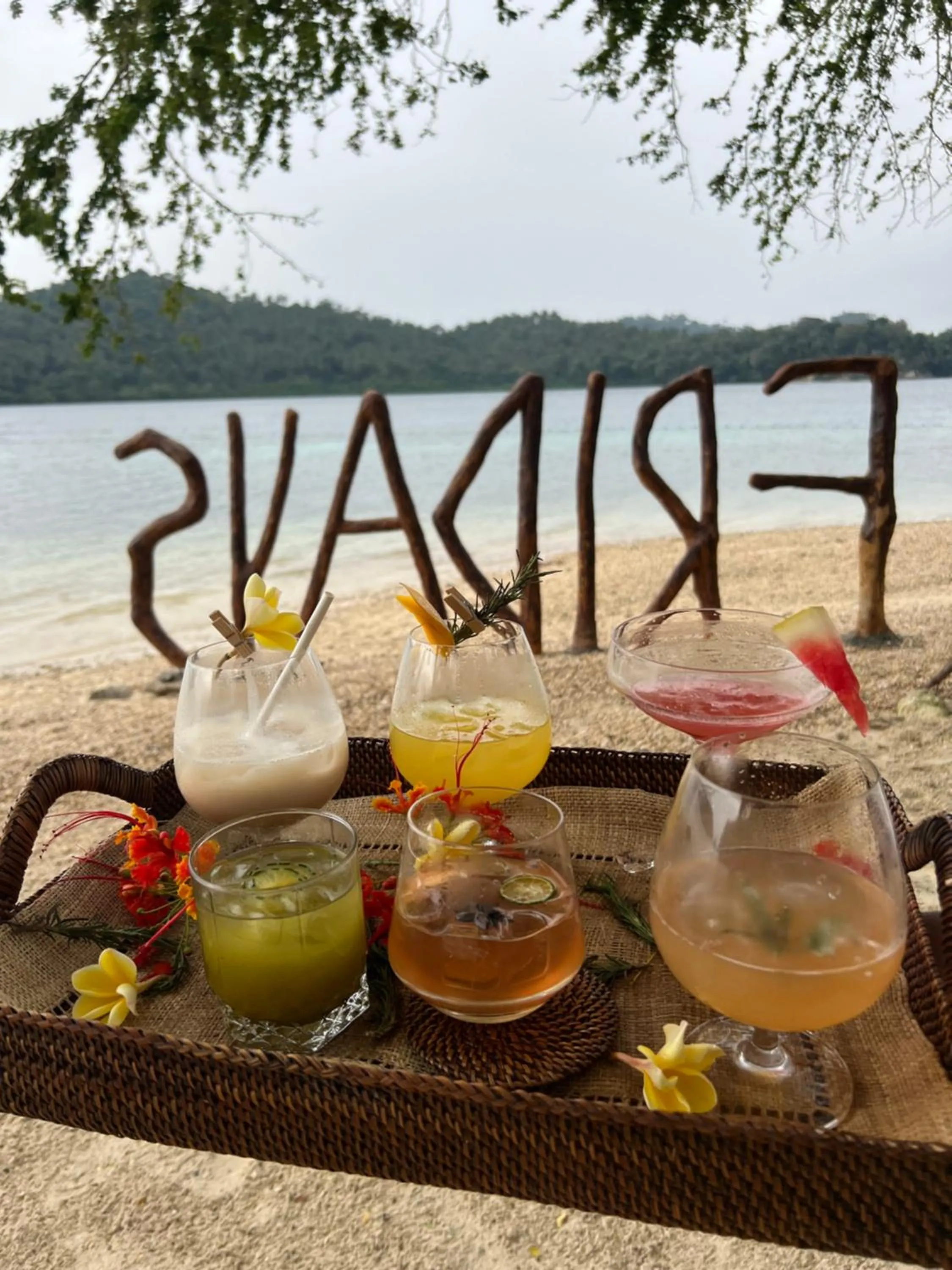 Food and drinks in Fridays Puerto Galera