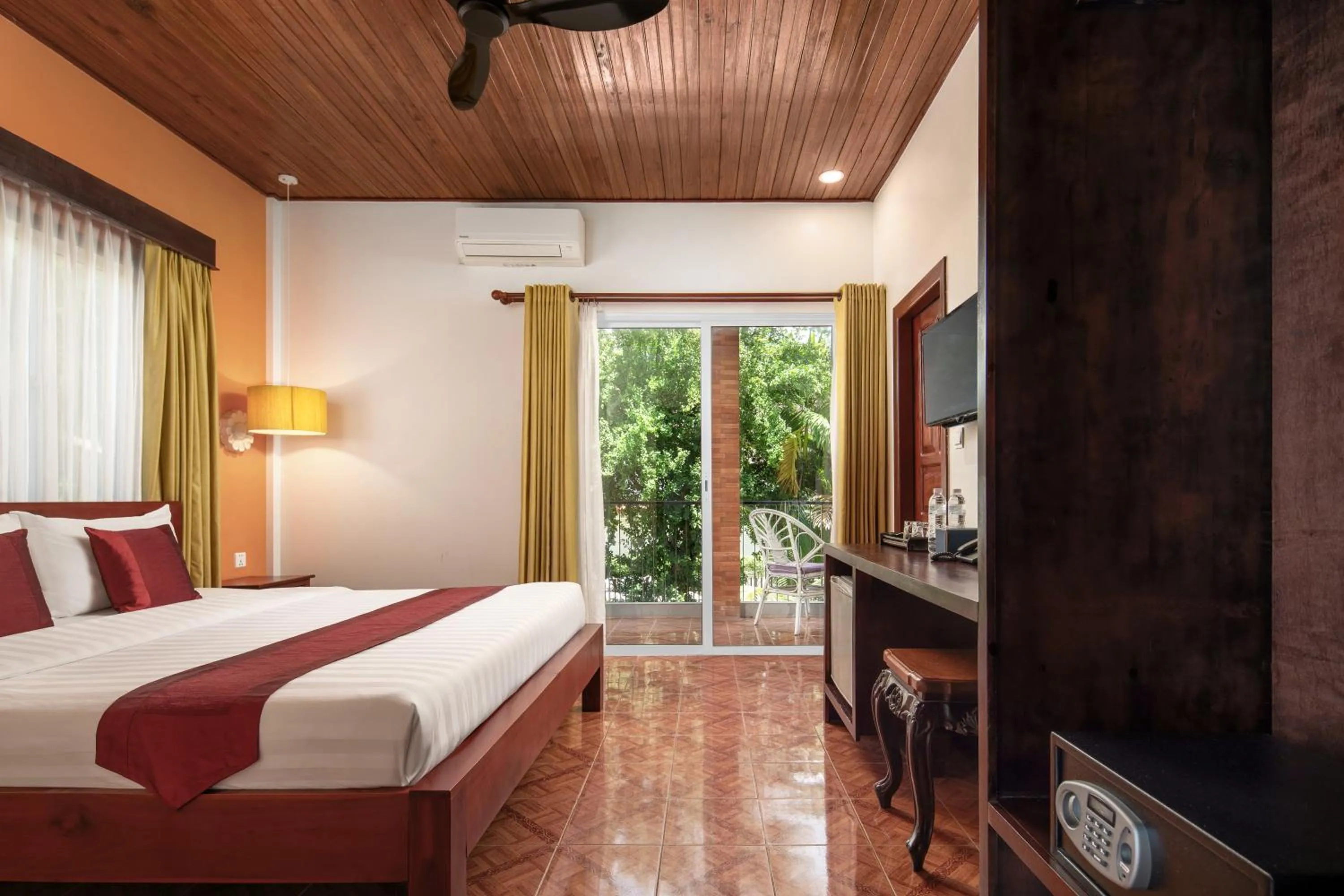 Superior Double Room  in Lavender Angkor Boutique