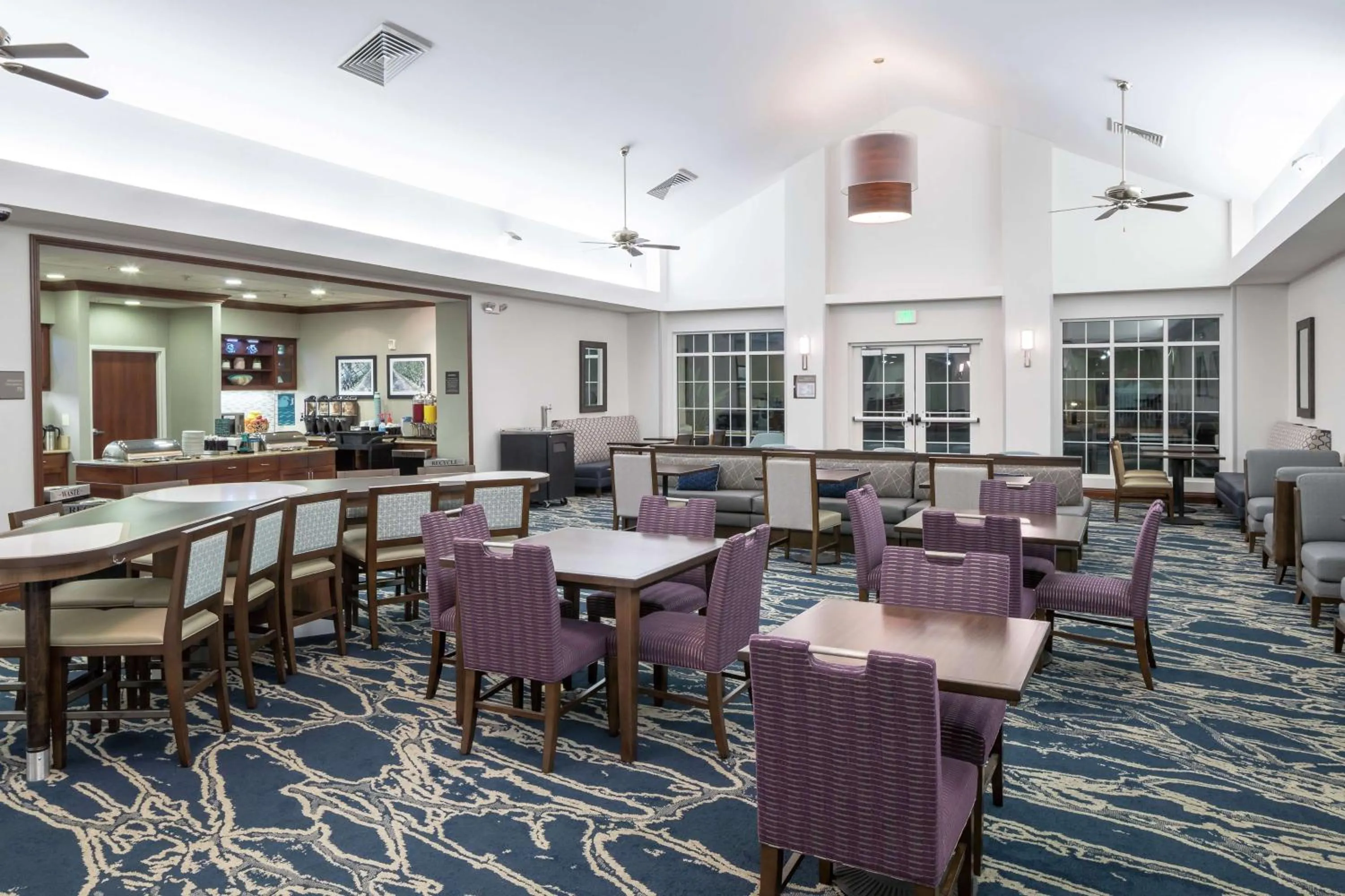 Breakfast in Homewood Suites by Hilton Fresno Airport/Clovis