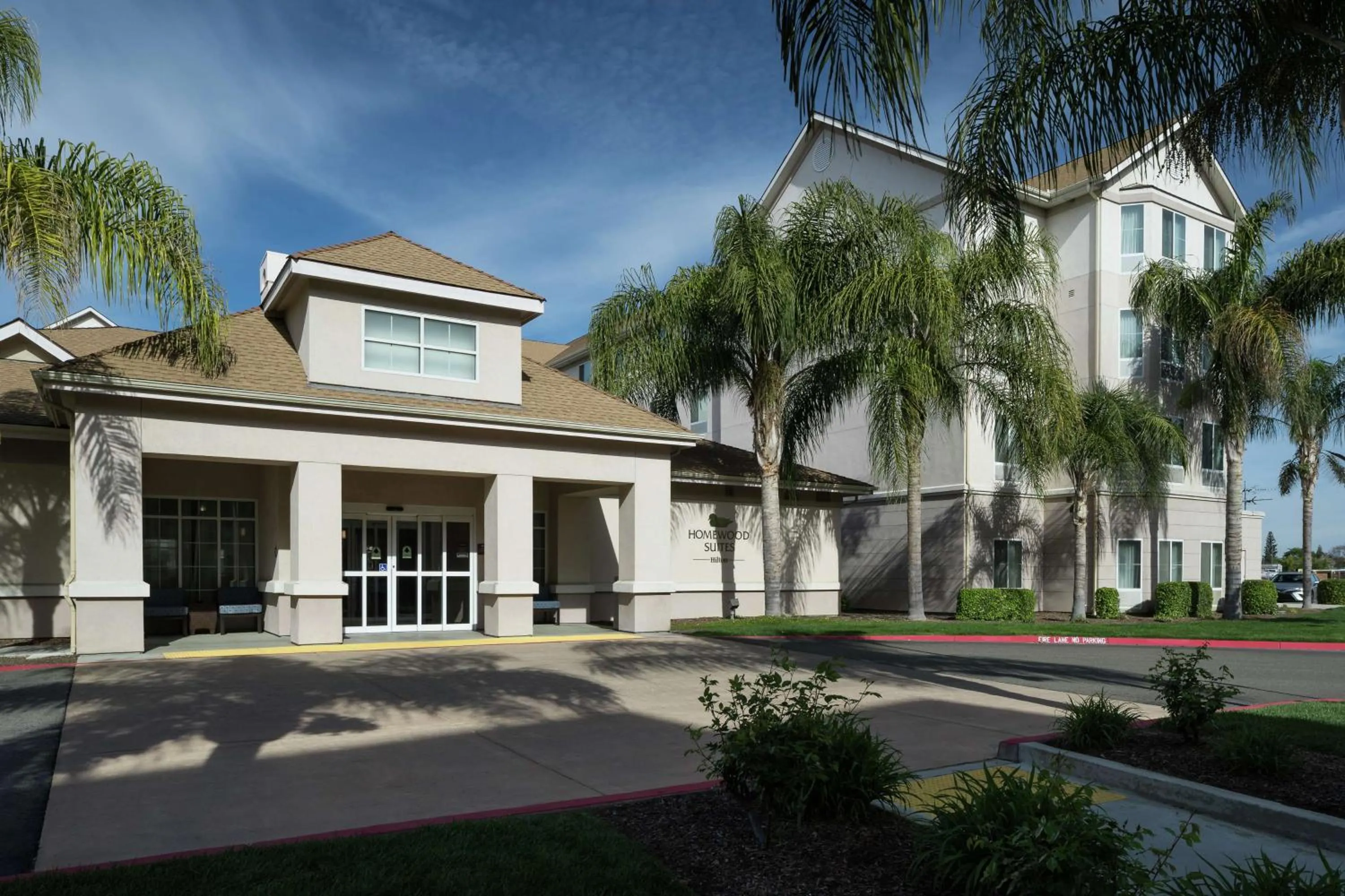 Property building in Homewood Suites by Hilton Fresno Airport/Clovis