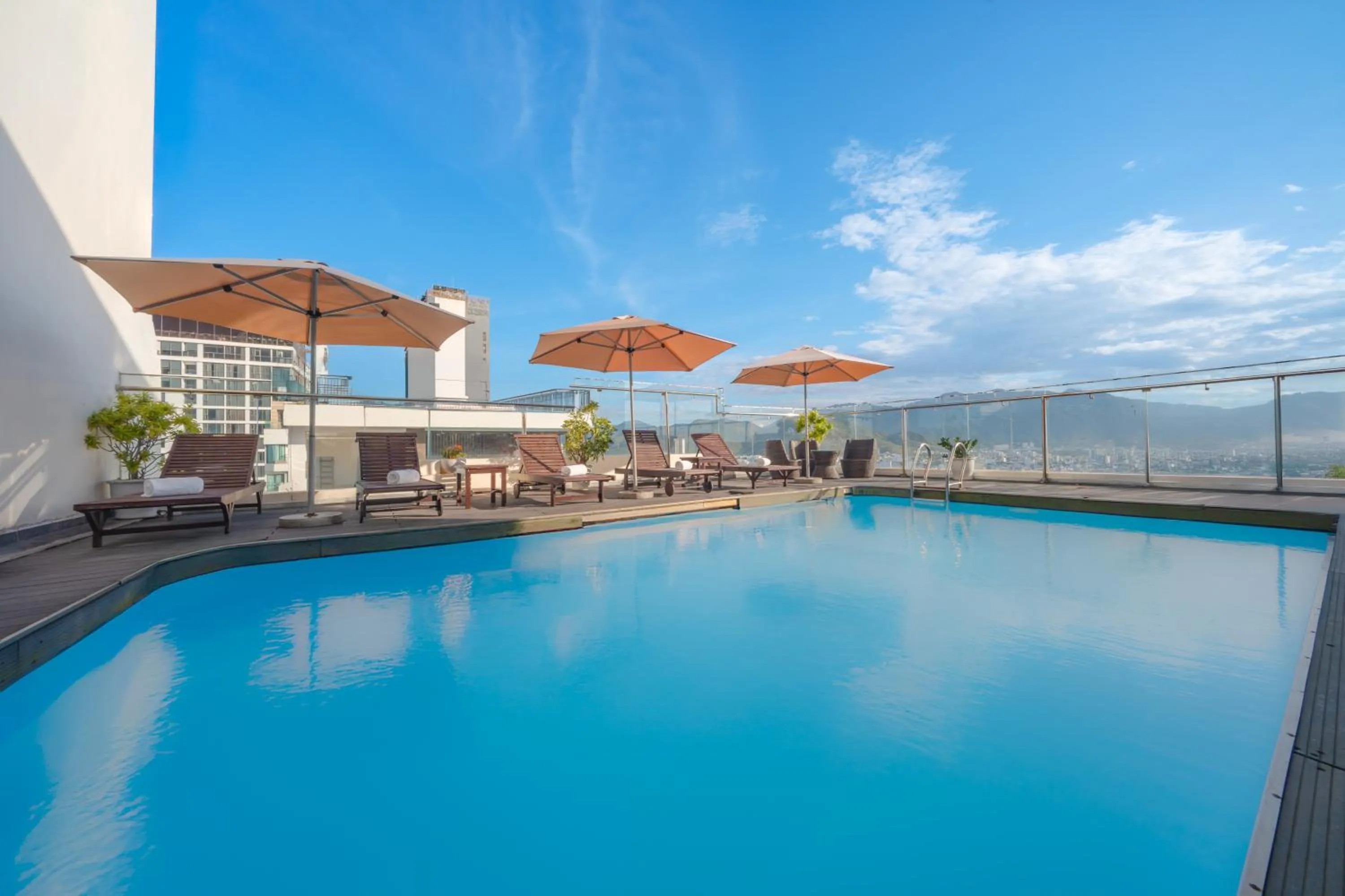 Swimming pool in Sochi Hotel