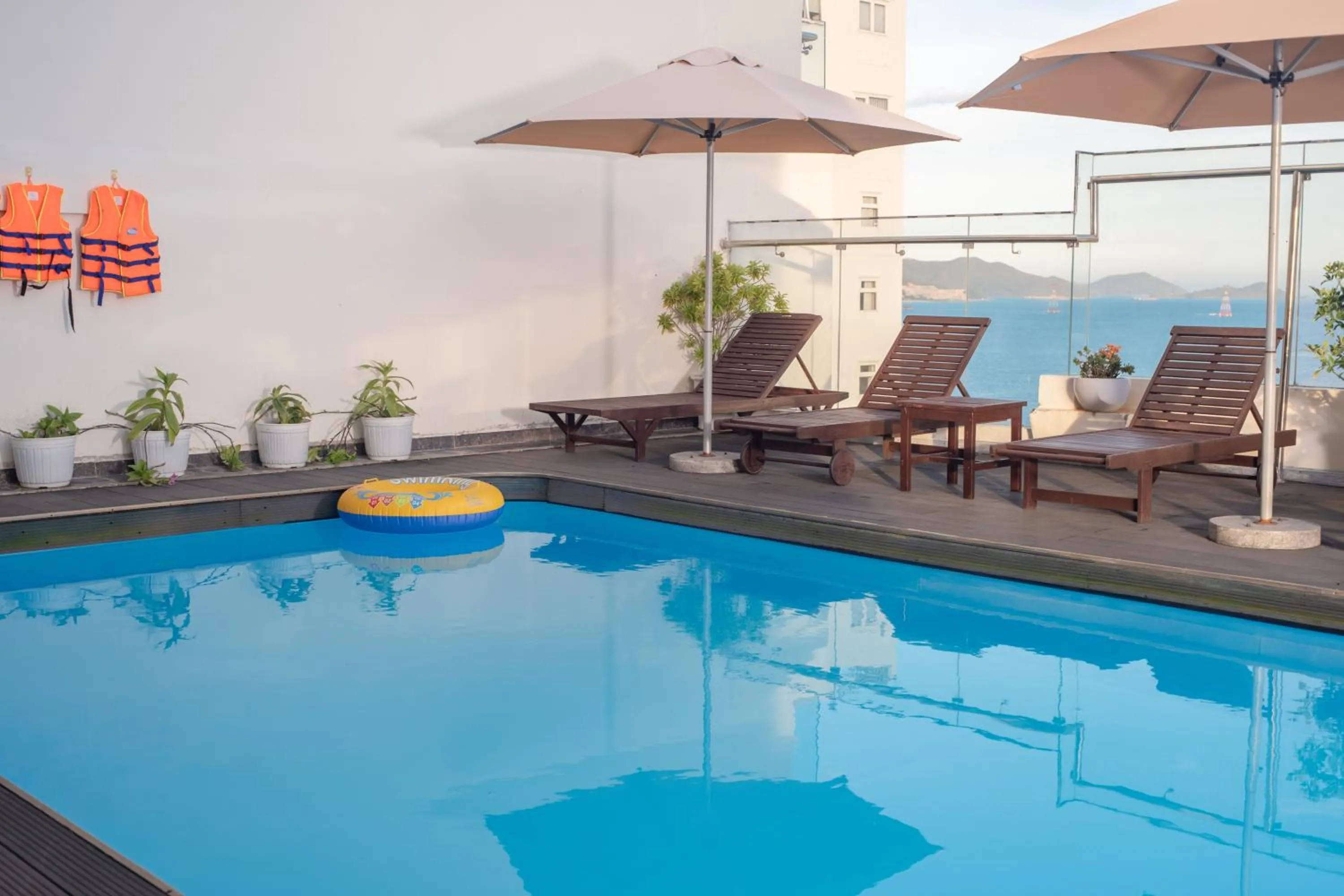 Swimming pool in Sochi Hotel