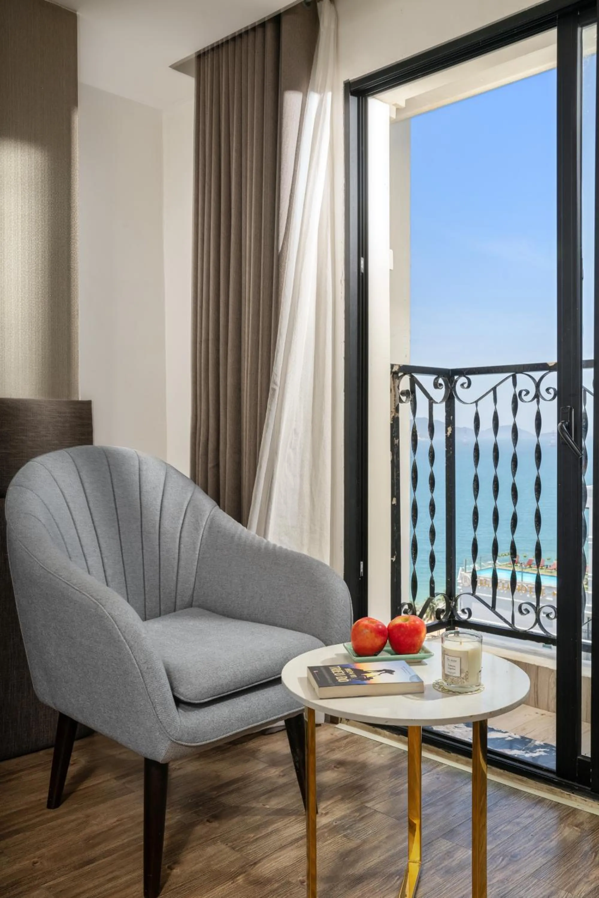 Sea view in Sochi Hotel