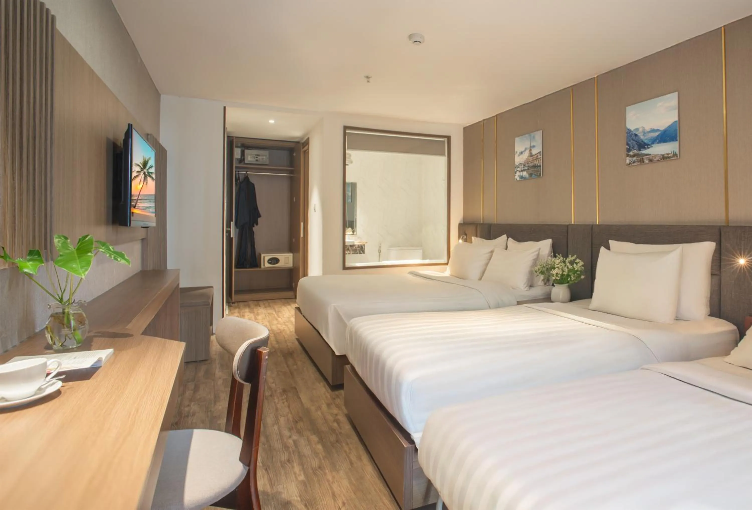 Photo of the whole room, Bed in Sochi Hotel