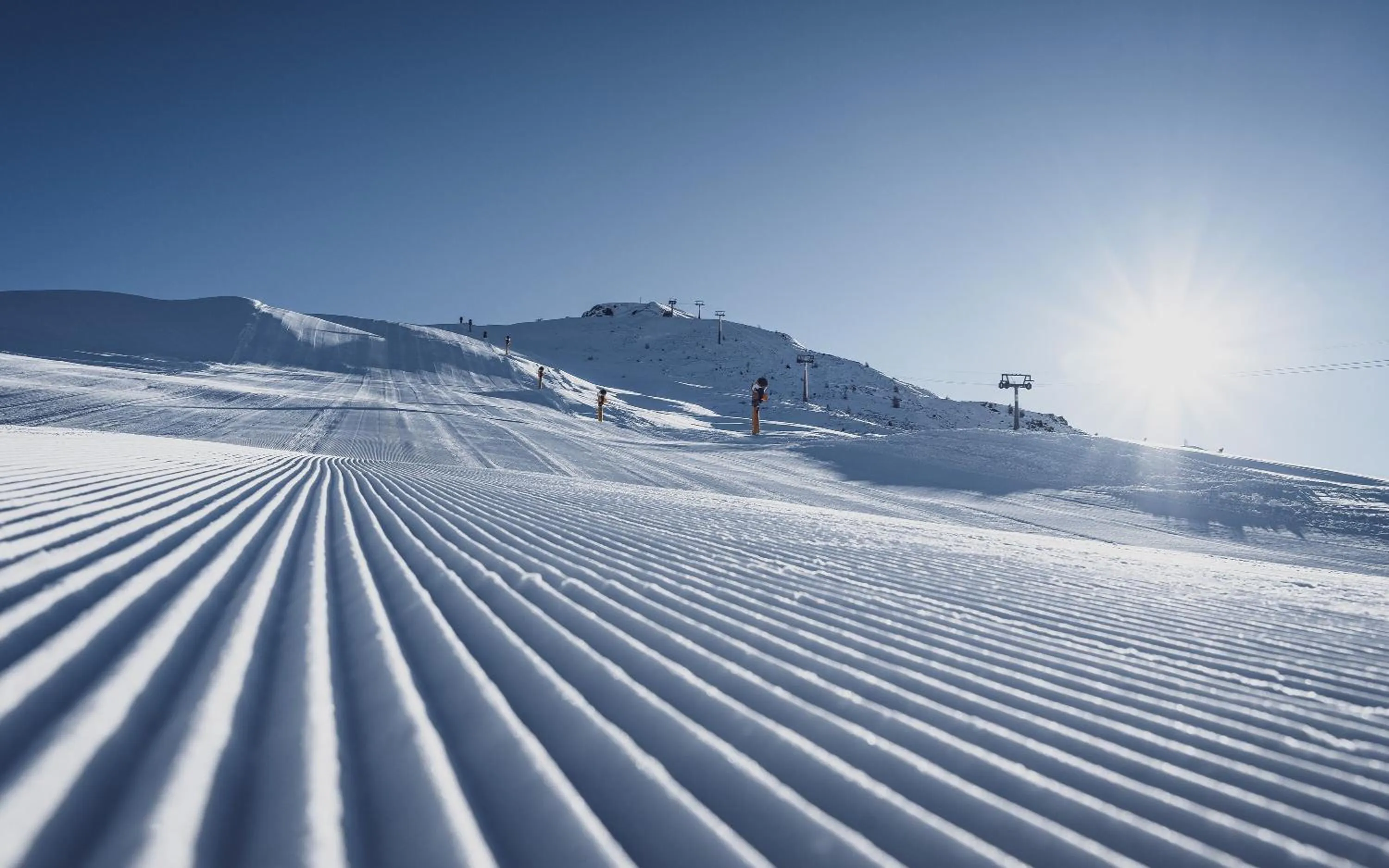 Skiing in Hotel Ochsen by Mountain Hotels