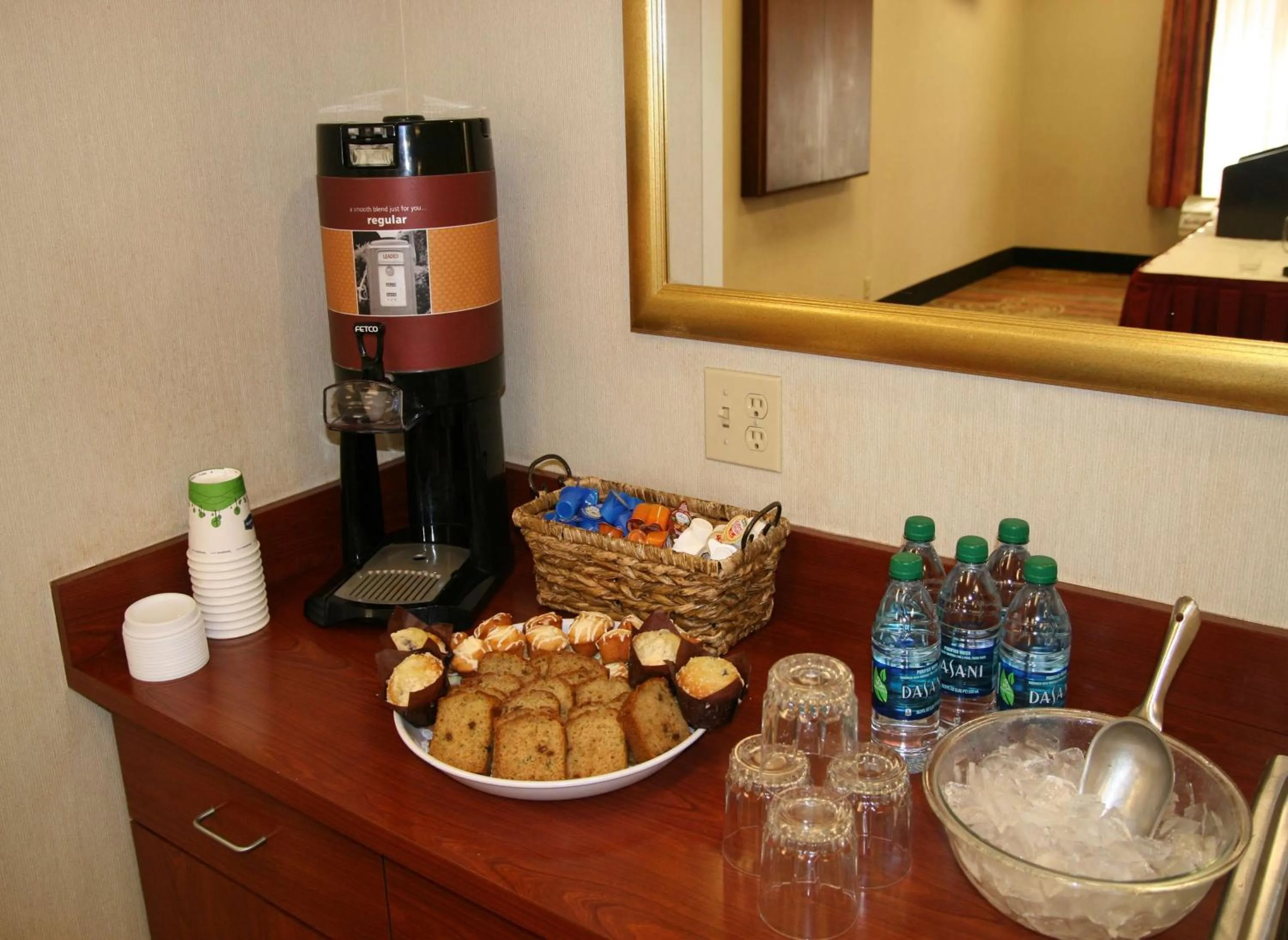 Meeting/conference room in Hampton Inn & Suites, Springfield SW