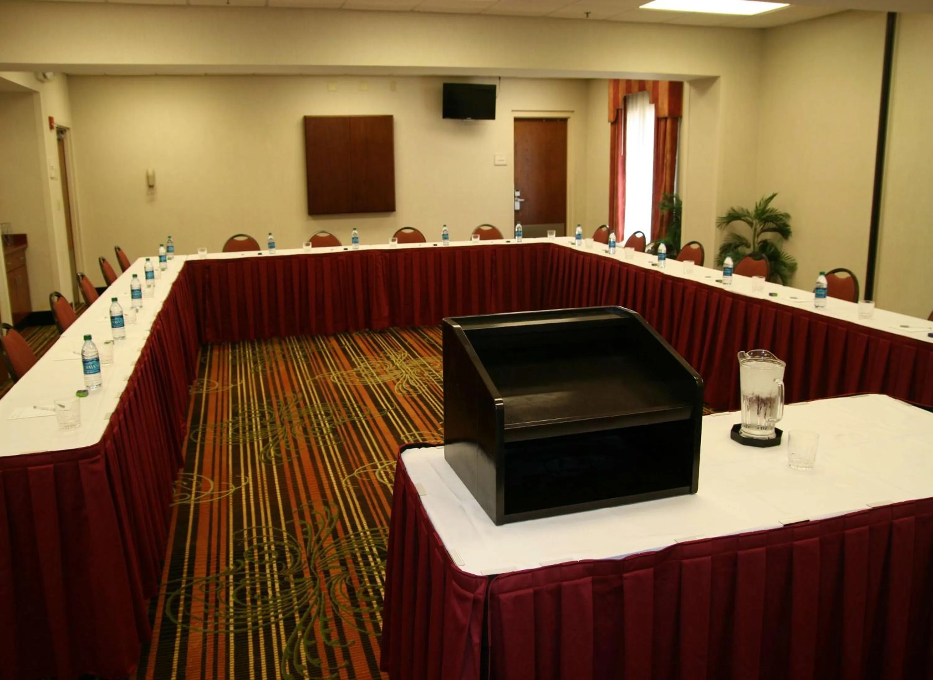 Meeting/conference room in Hampton Inn & Suites, Springfield SW
