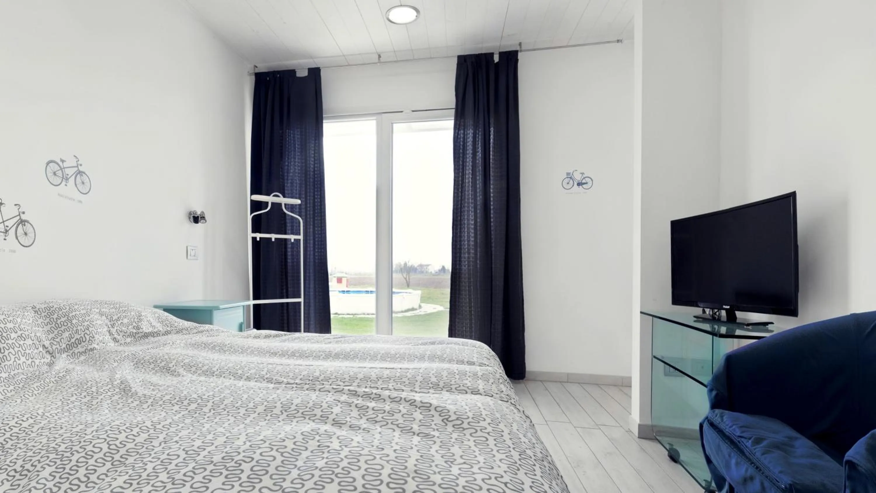 Photo of the whole room, Bed in Il Giardino Di Rebecca