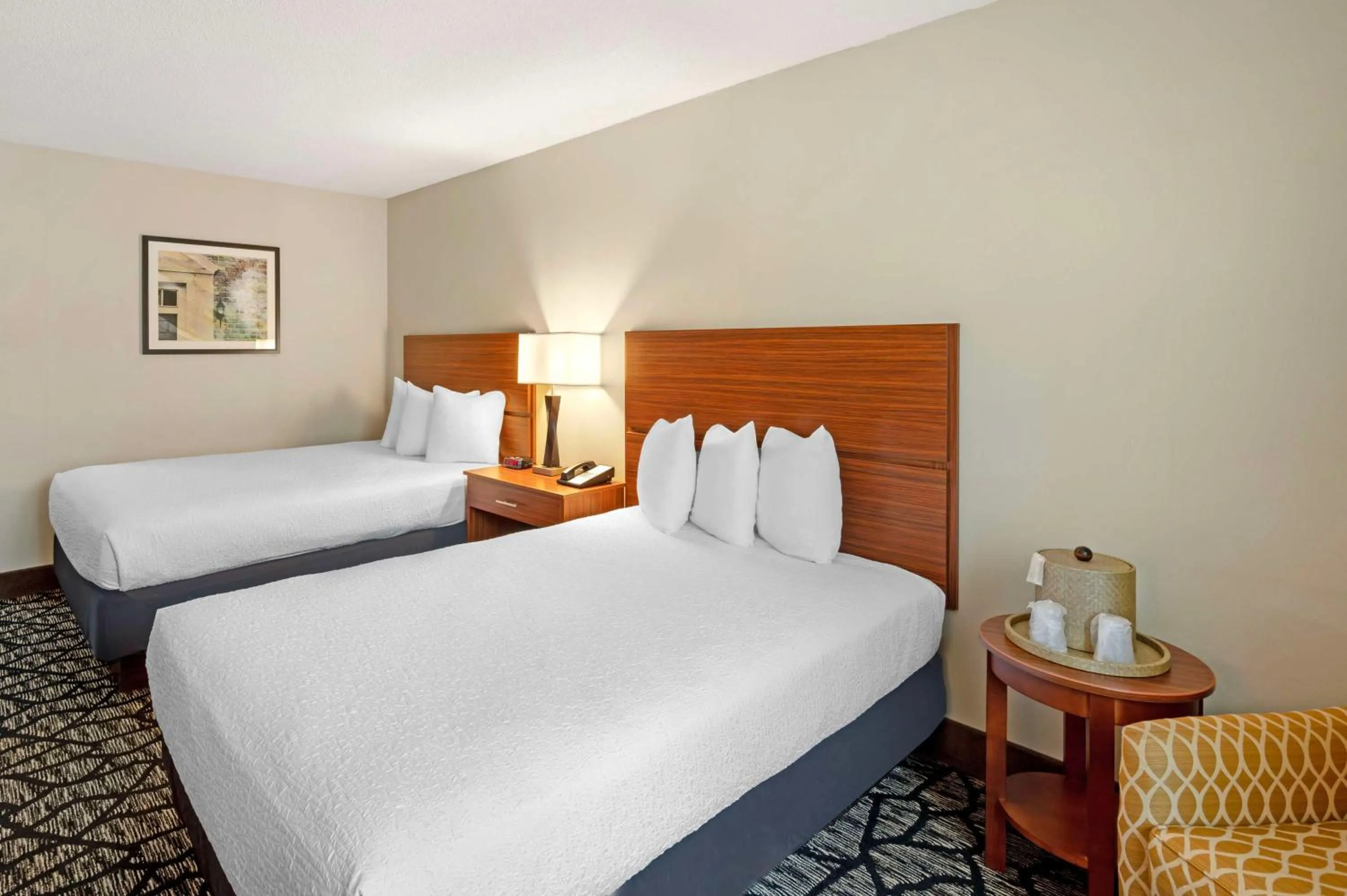 Bedroom, Bed in Best Western Westminster Hotel