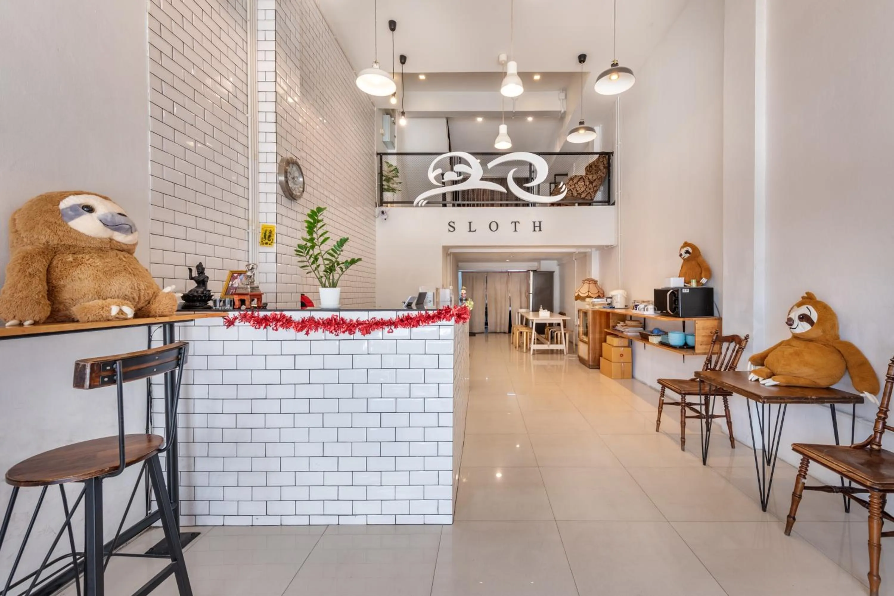 Lobby or reception in Sloth Hostel Don Mueang