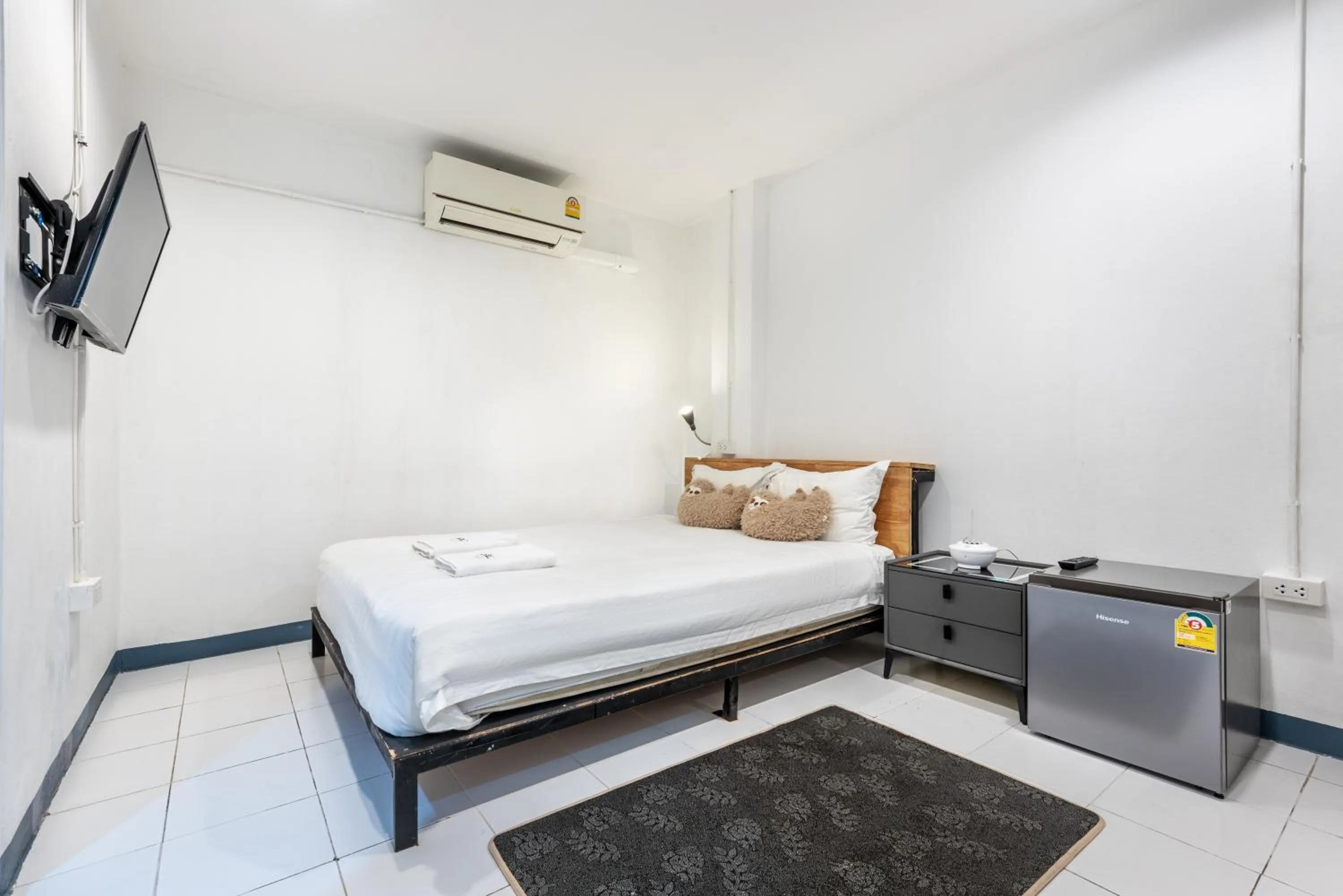 Bed in Sloth Hostel Don Mueang